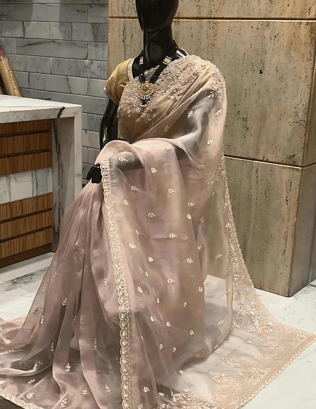 Muslin Saree