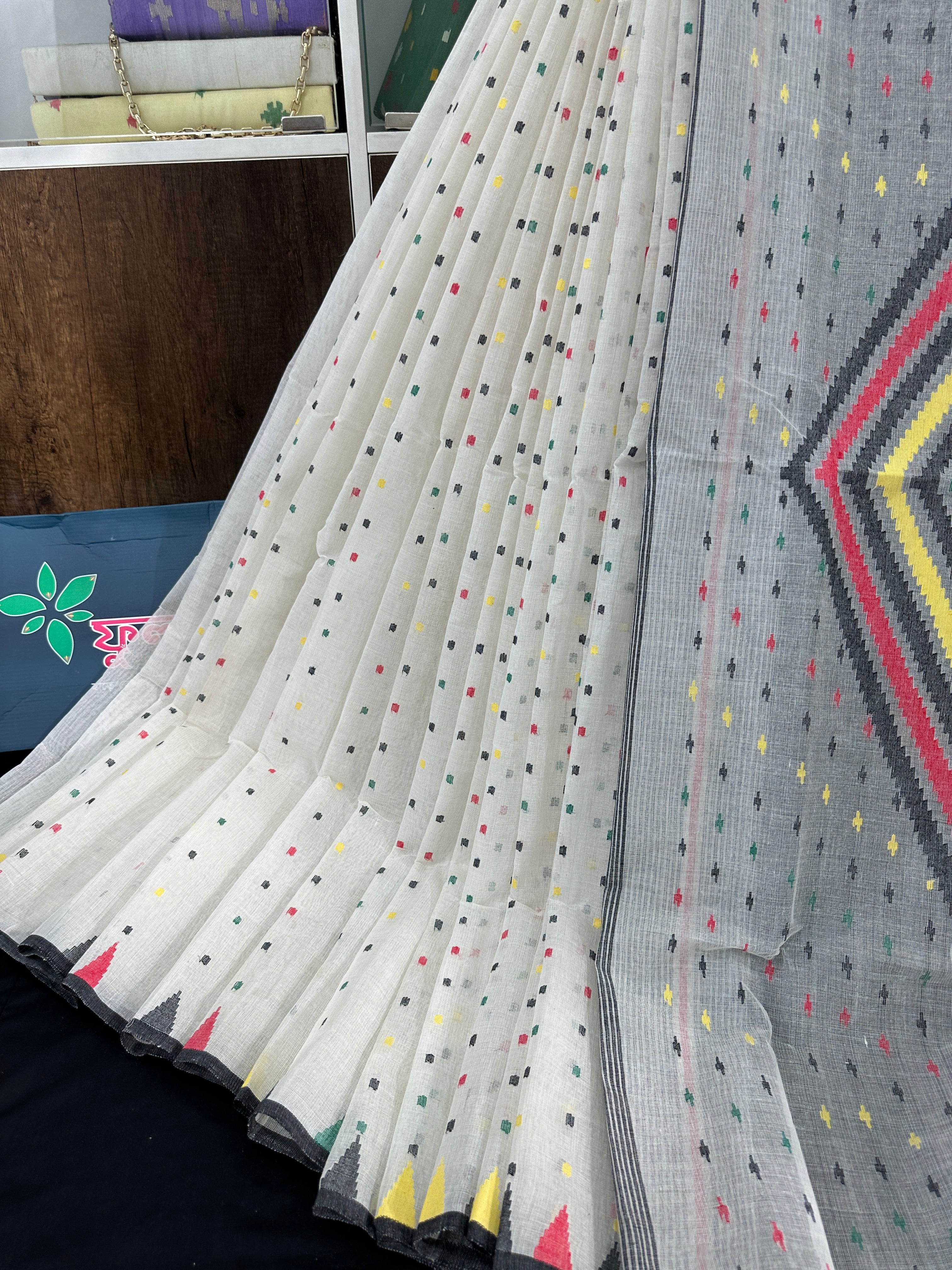 White cotton jamdani saree with multiple threads work