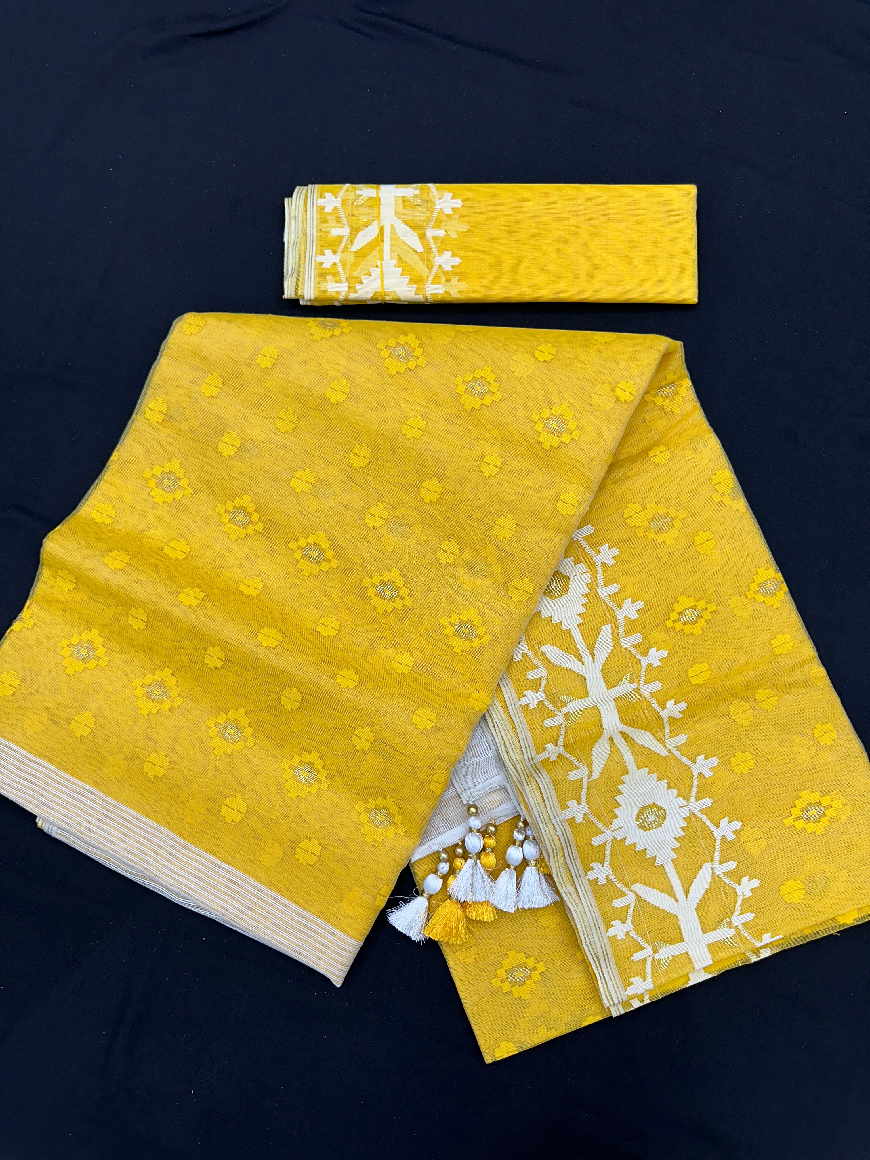 Gorgeous Yellow Jamdani Saree 84 Count with Blouse