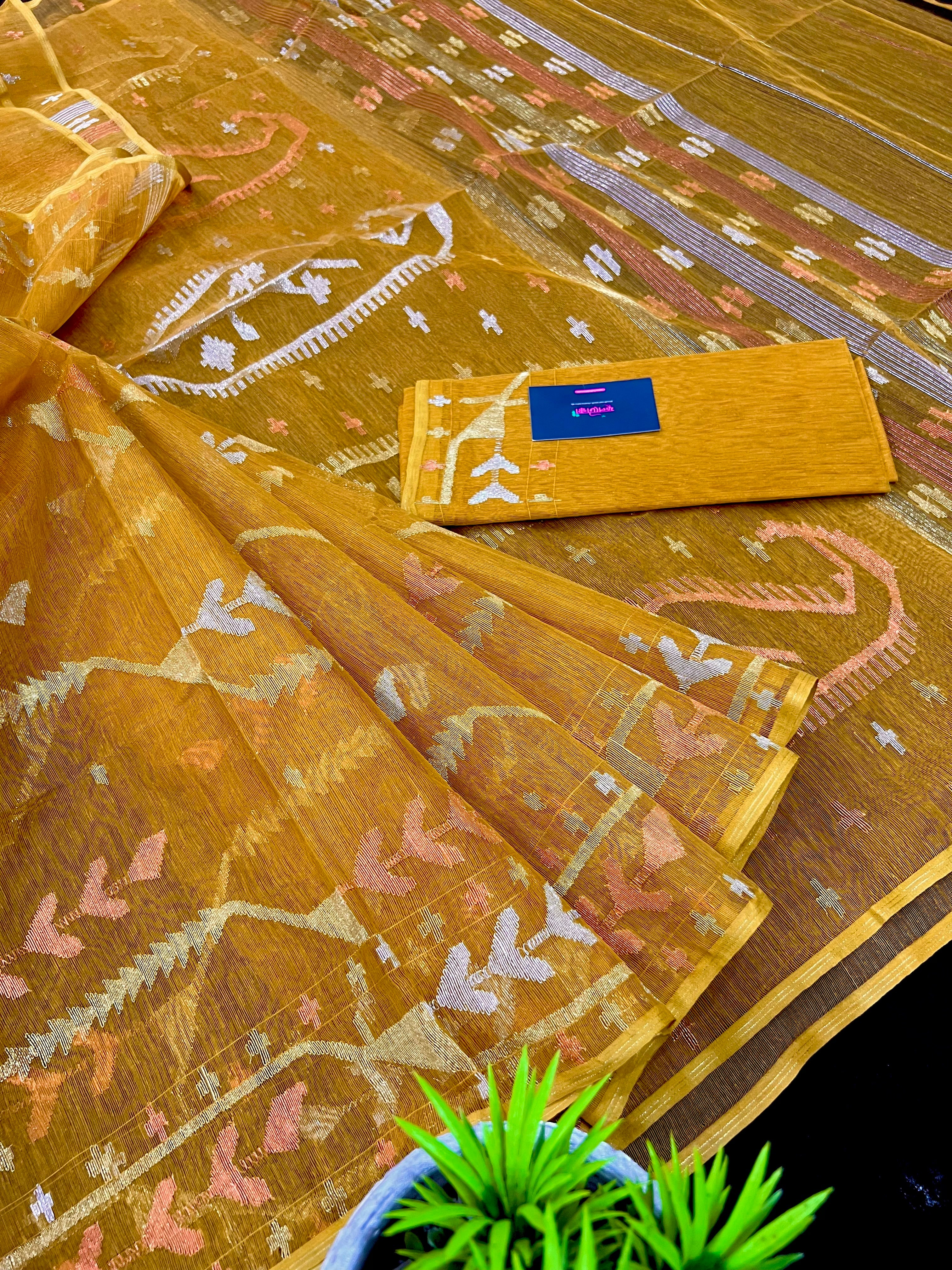 MUSTARD YELLOW