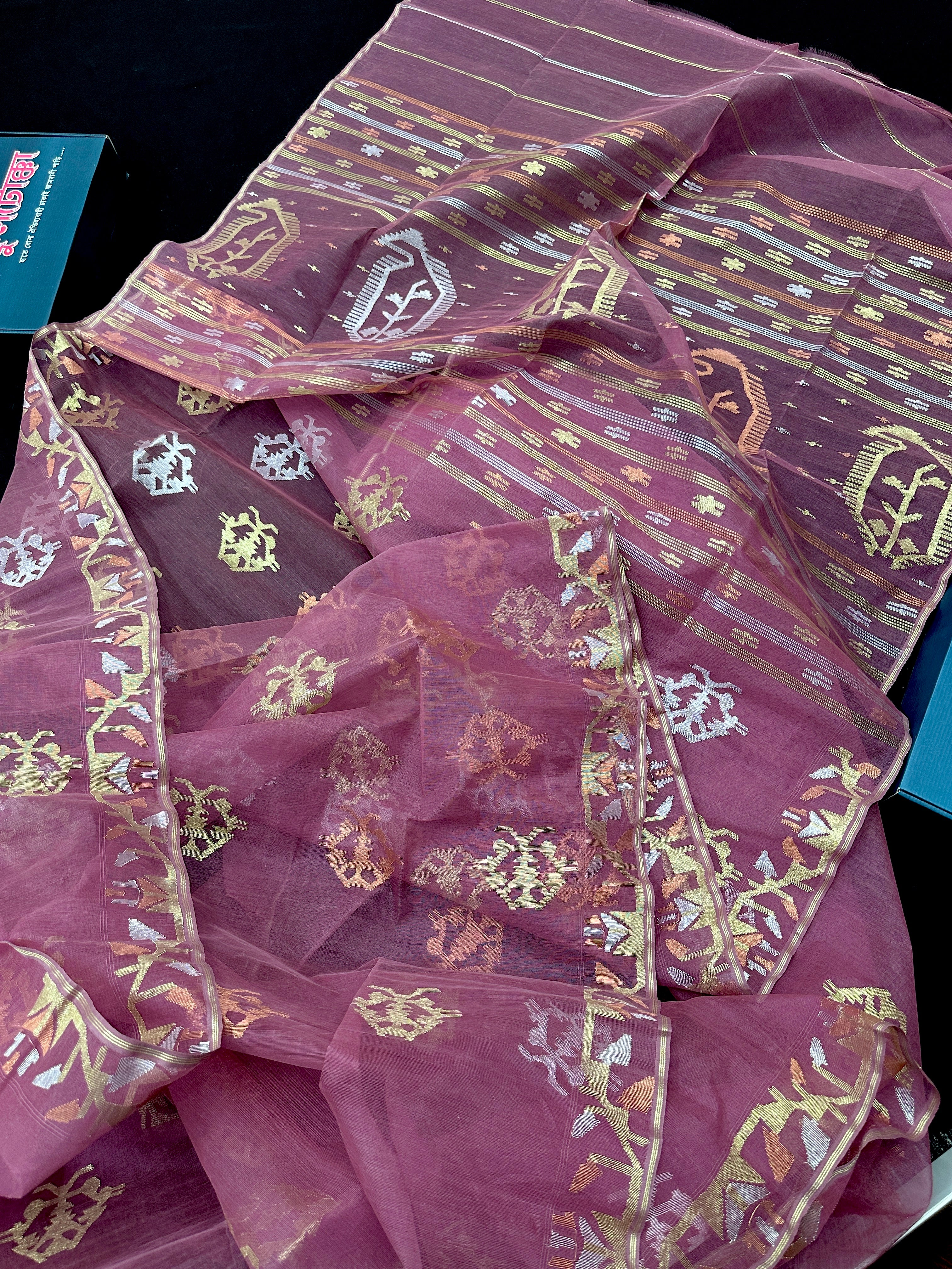 Handloom jamdani saree