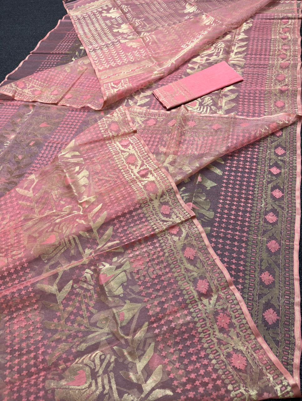 ROSE PINK EXCLUSIVE