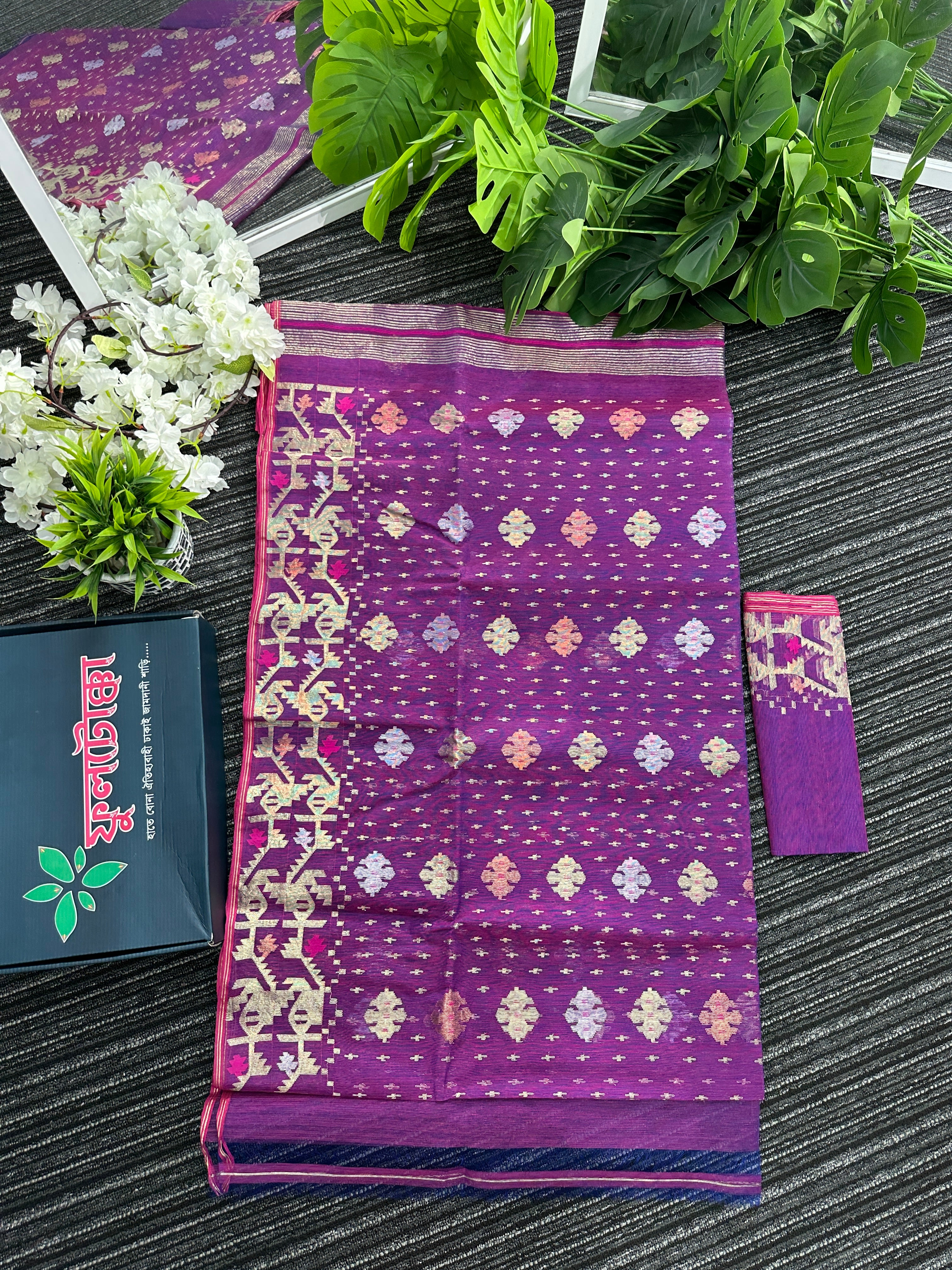 Purple dual toned halfsilk jamdani saree with golden silver & copper jori work