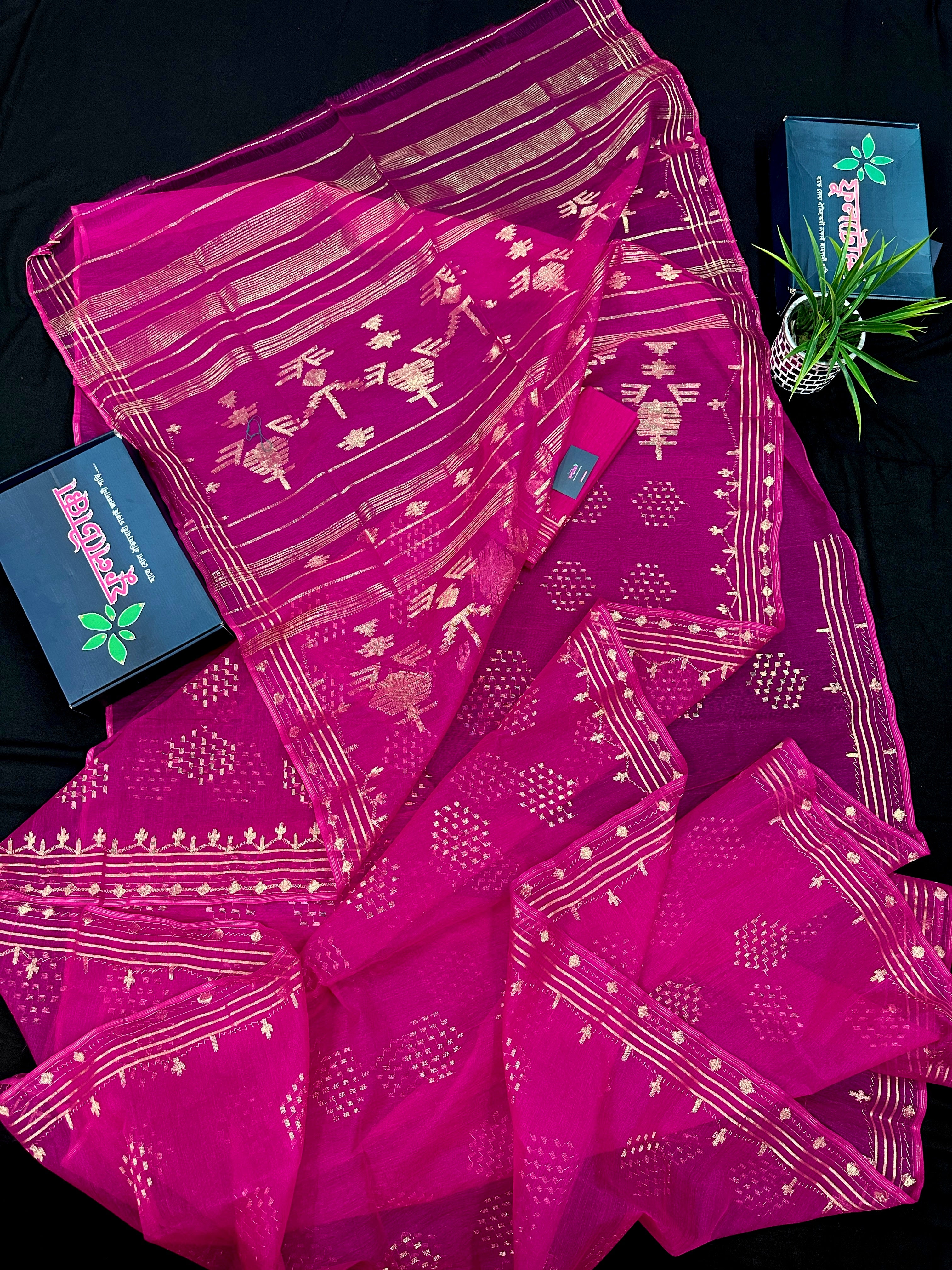 Magenta jamdani saree with golden jori work all over work and blouse piece