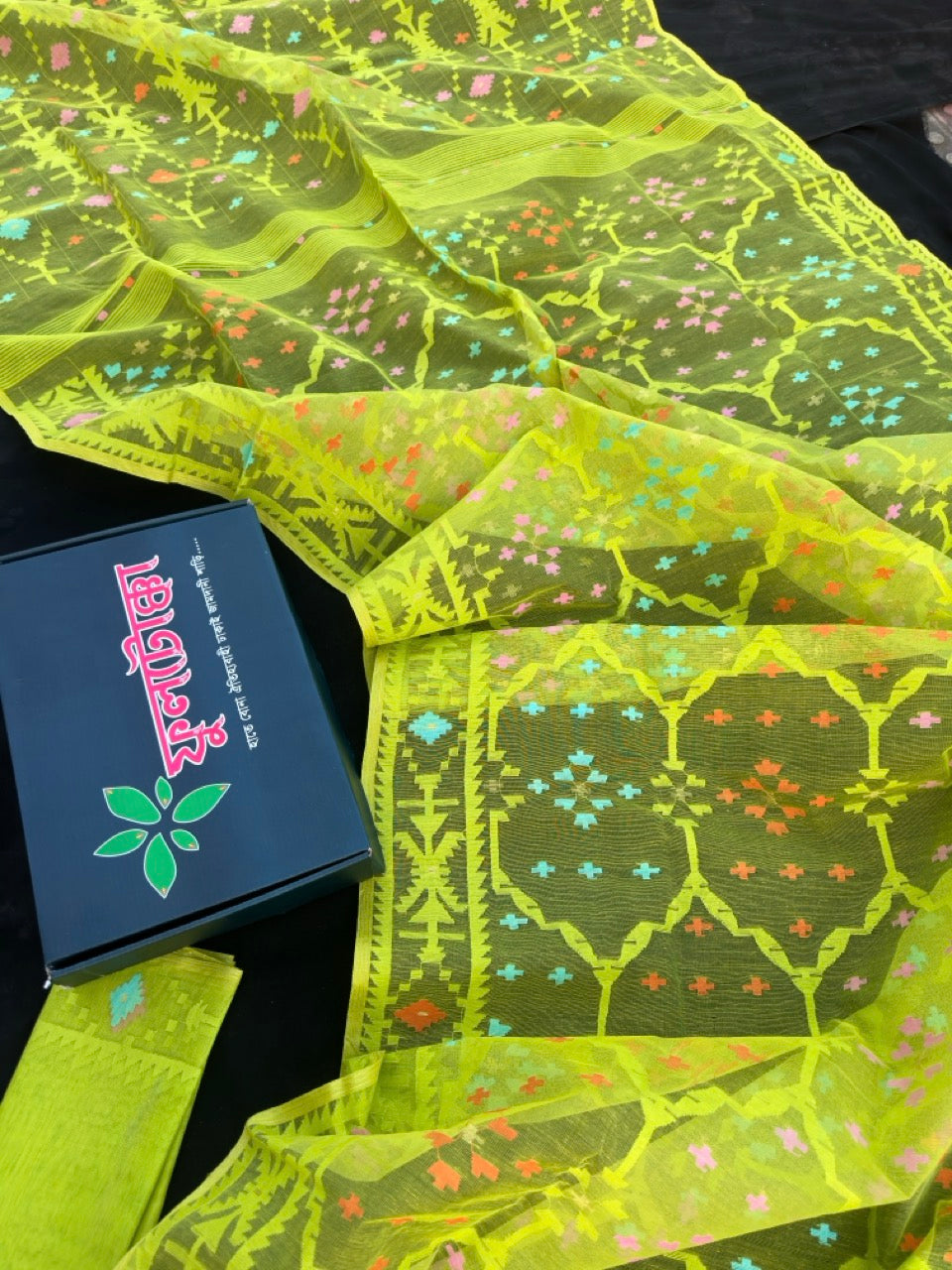 LEMON GREEN JAMDANI