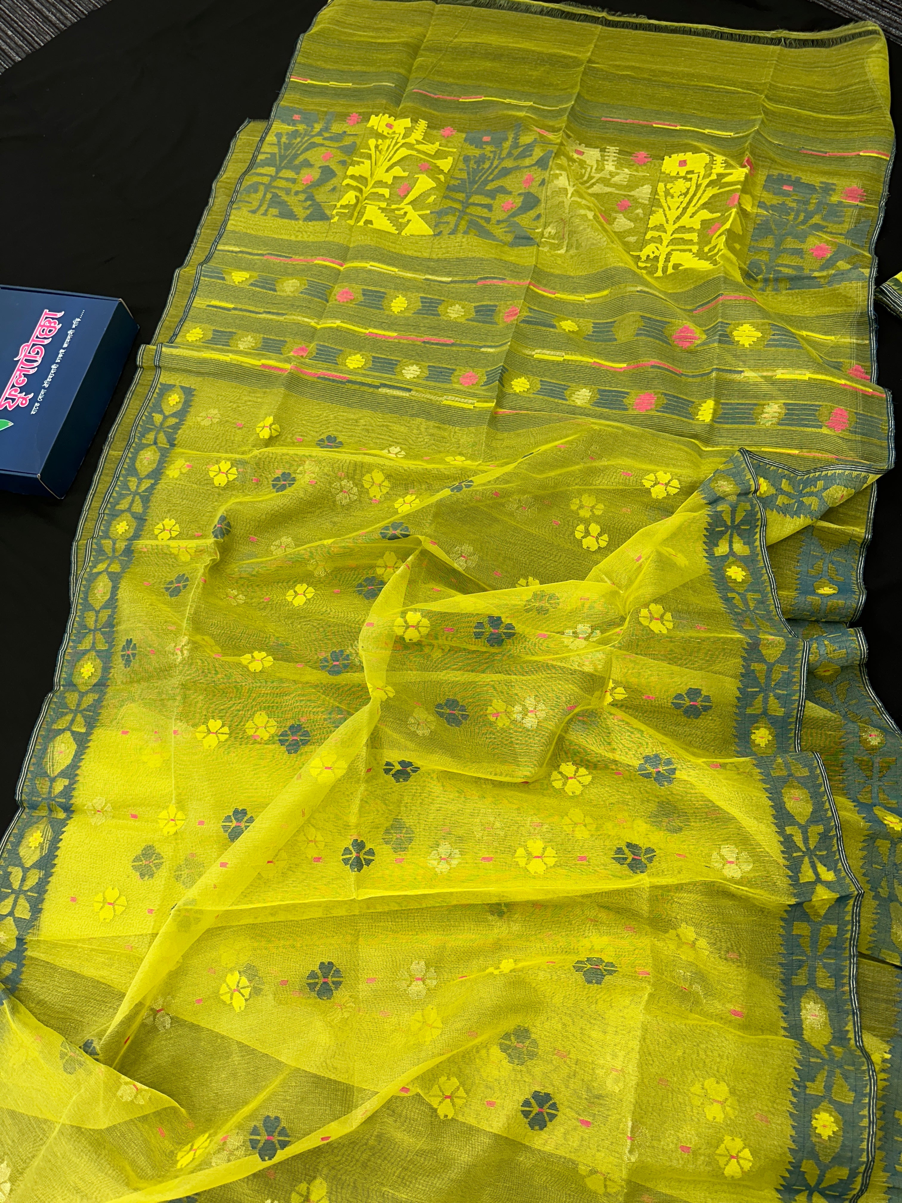 YELLOW WITH GREEN
