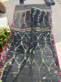 Jamdani saree