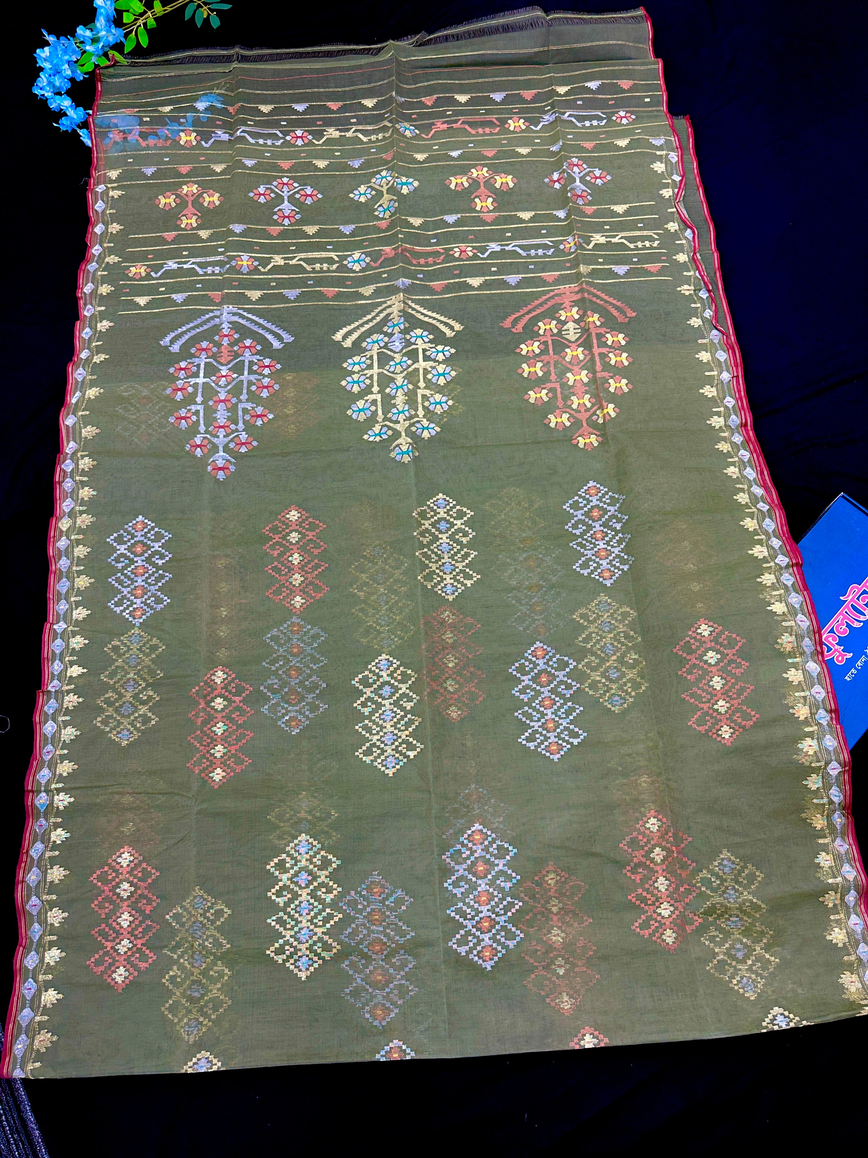 Elegant colour Handloom jamdani saree