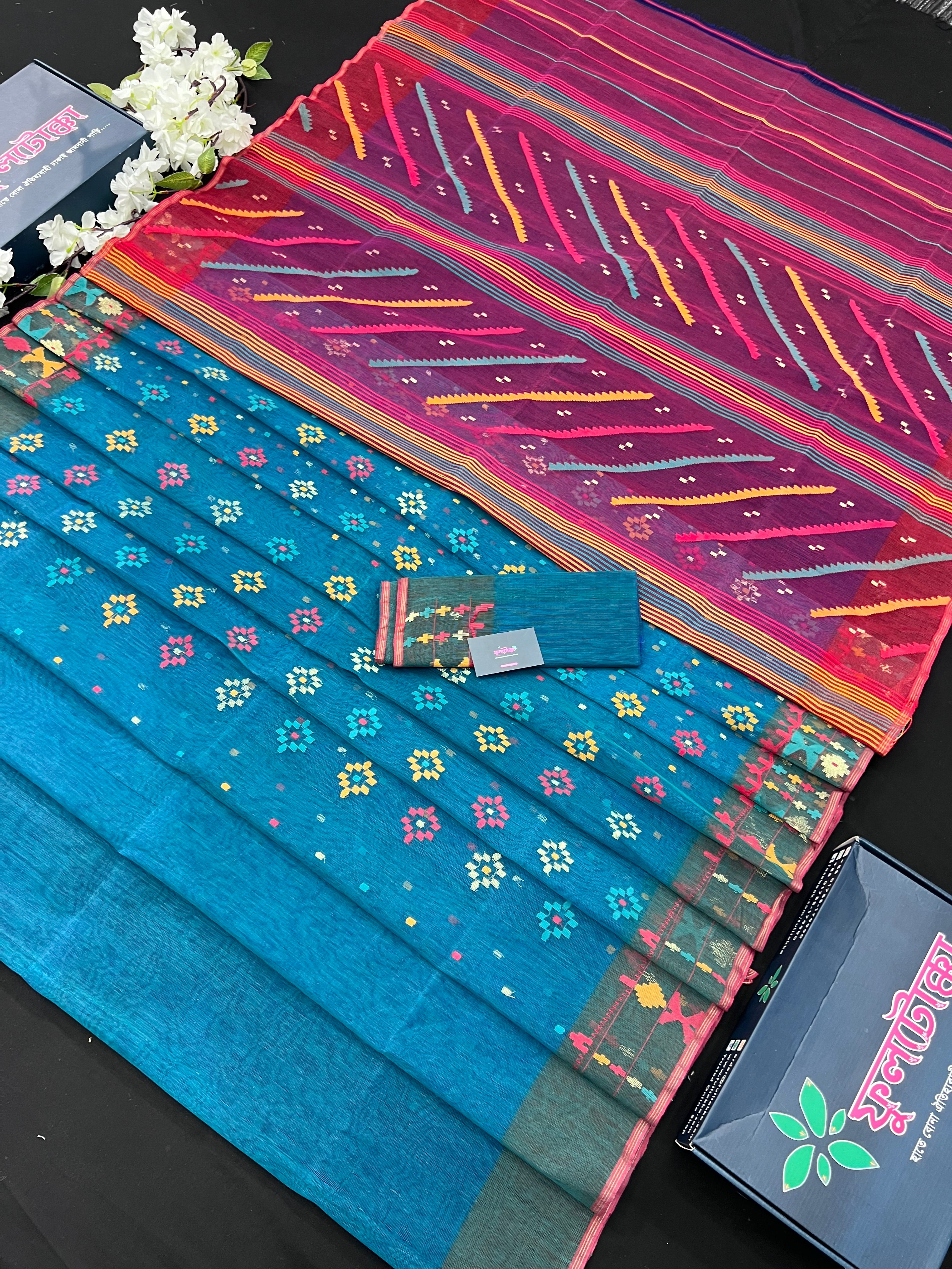 Ganga jamuna design handloom original dhakai jamdani saree with multiple threads work