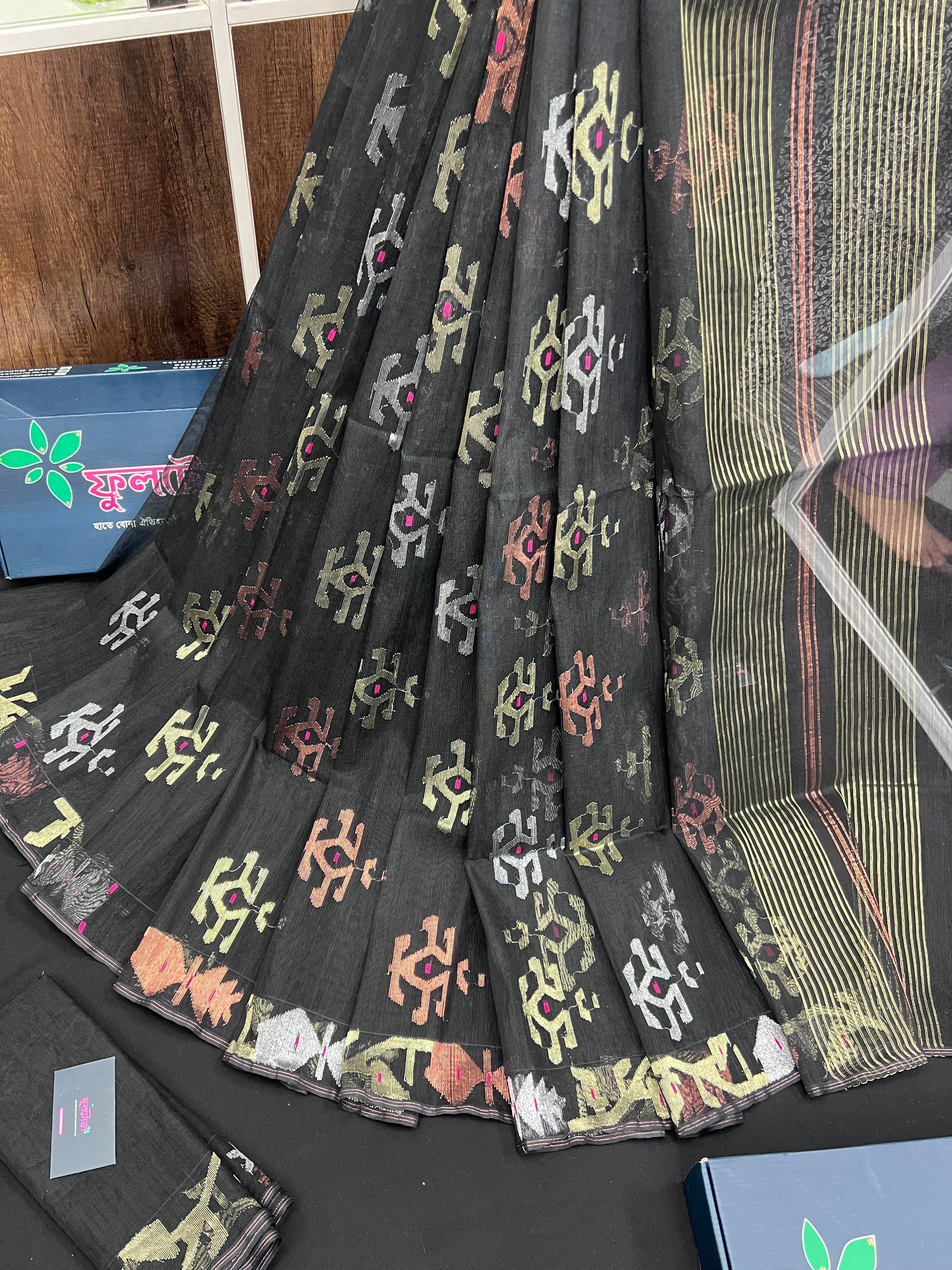 Black colour handloom halfsilk original dhakai jamdani saree with golden silver & copper jori work