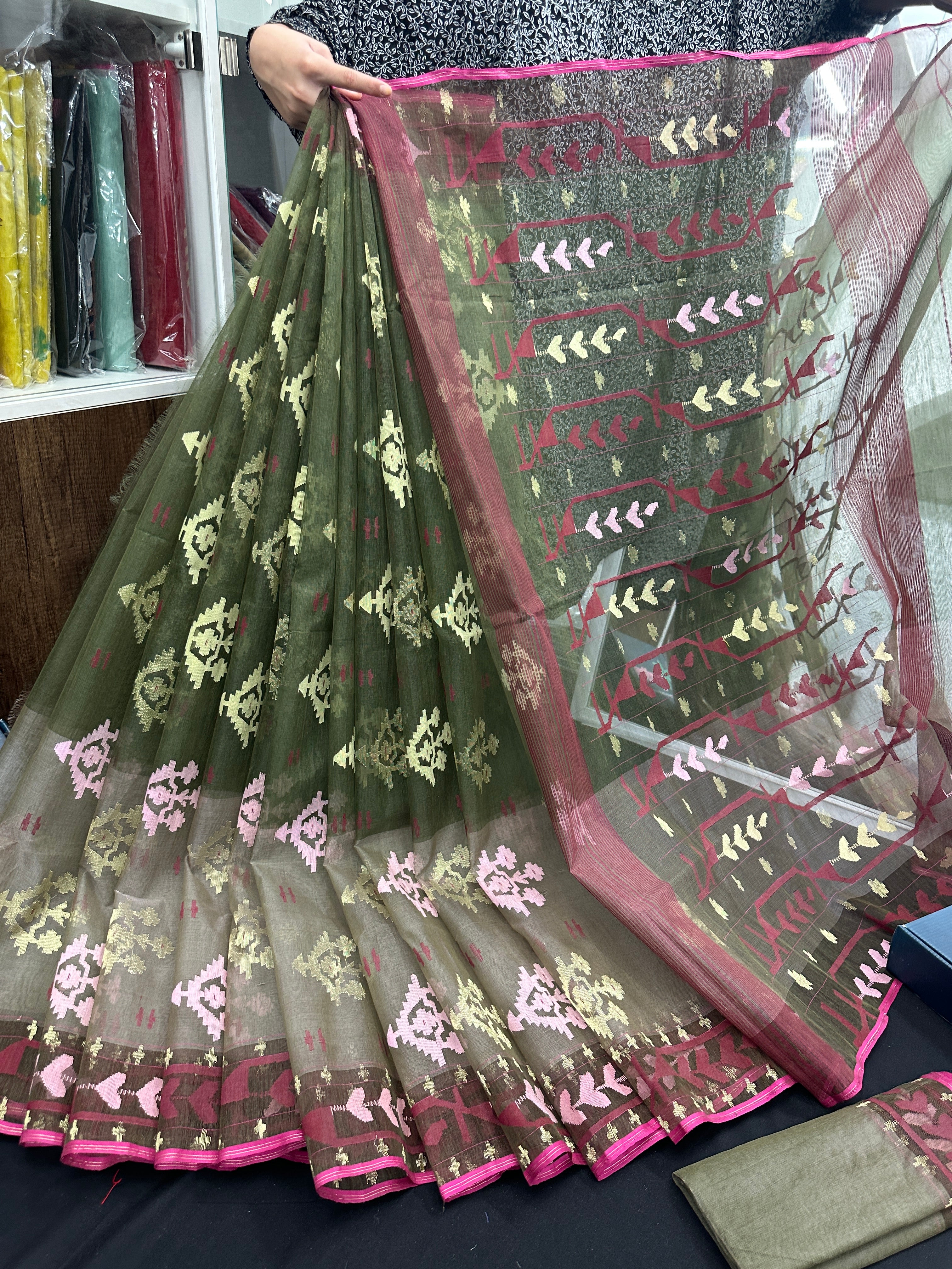 Dual Shaded Original Handloom Halfsilk Dhakai Jamdani Saree With Pink Olive Threads Work