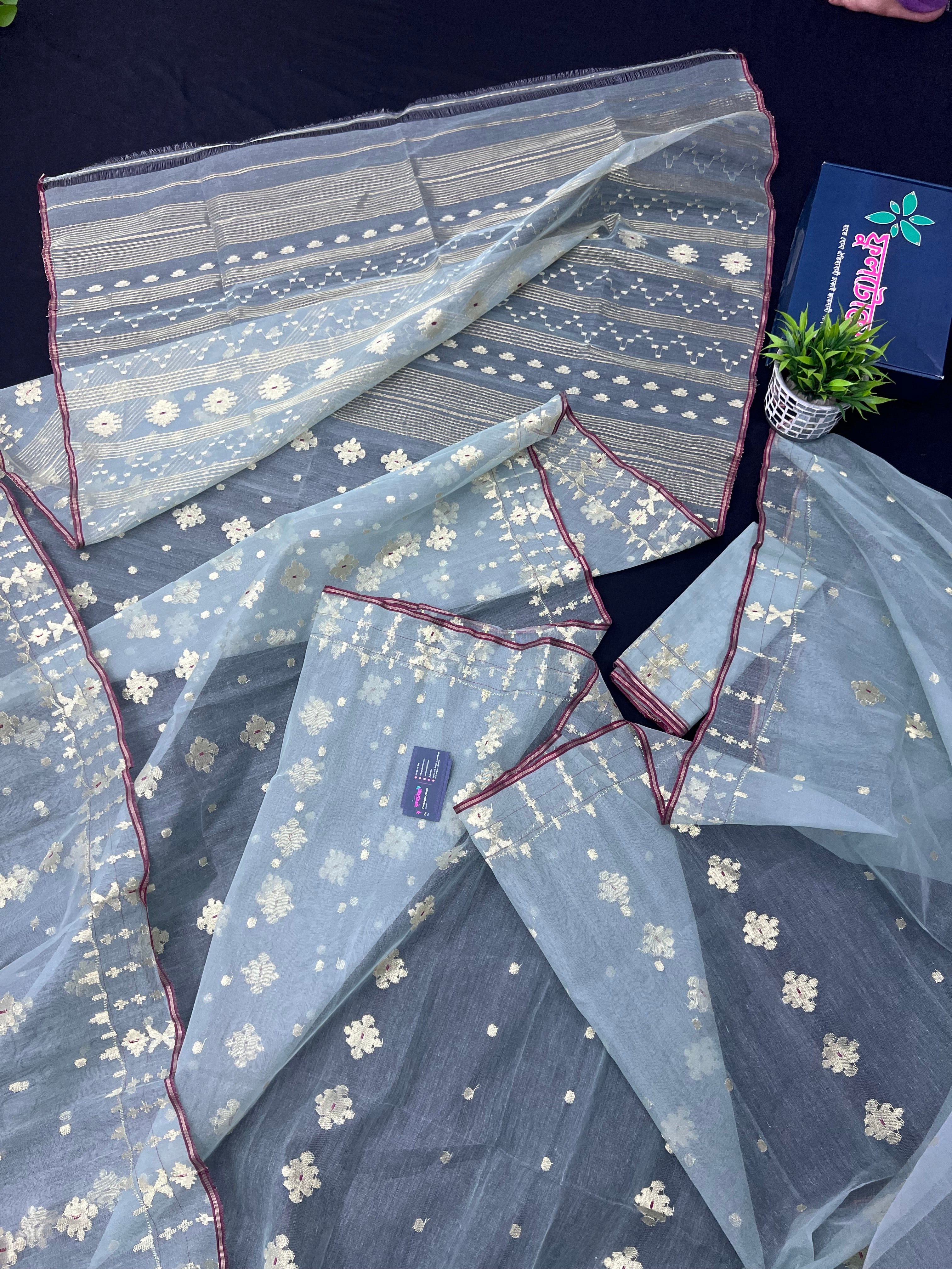 Powder Blue Original Handloom Hslfsilk Dhakai Jamdani With Golden Jori Work