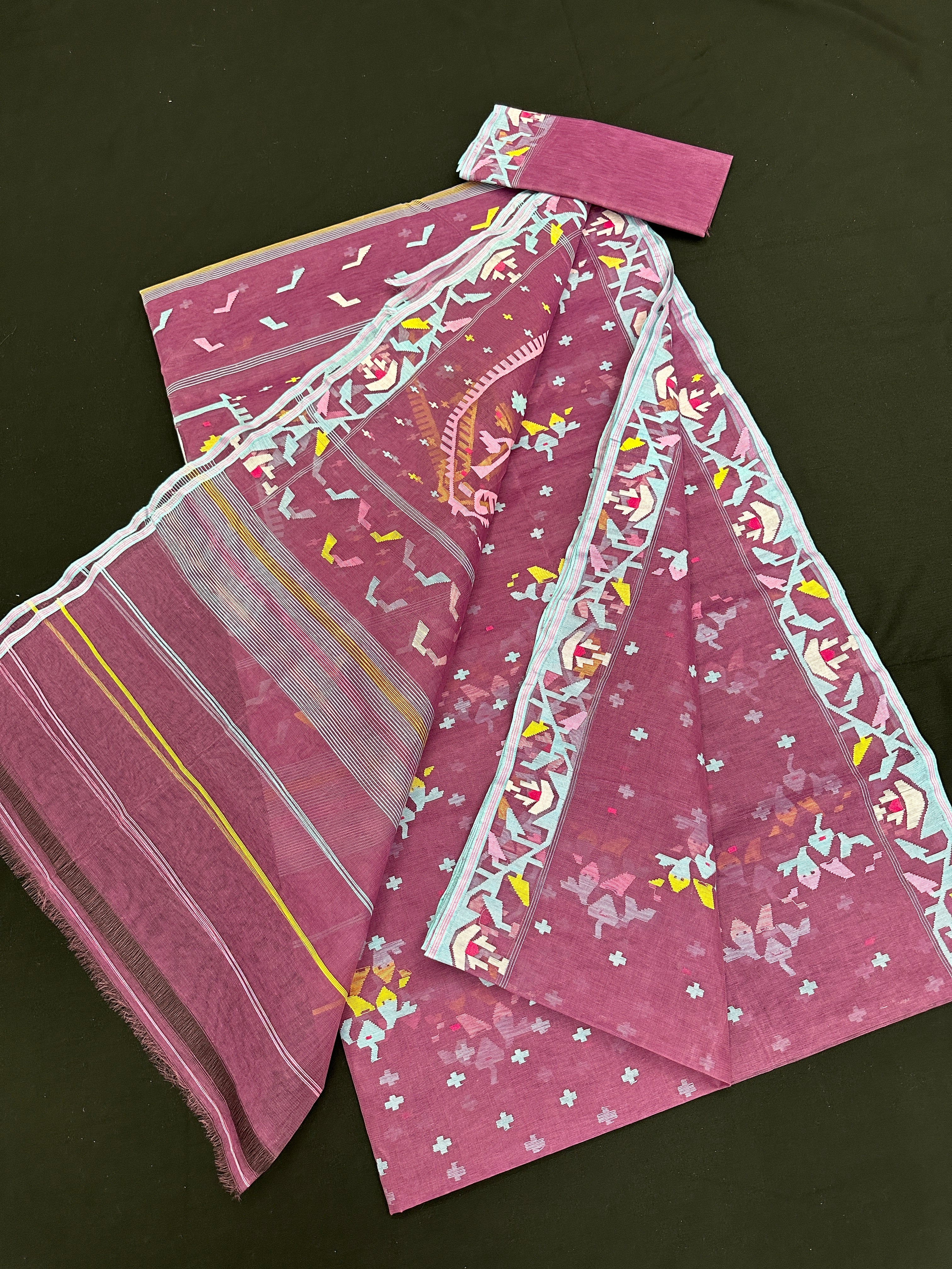 Unique Colour Jamdani Saree With Blouse Piece.