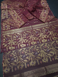 MAROON EXCLUSIVE