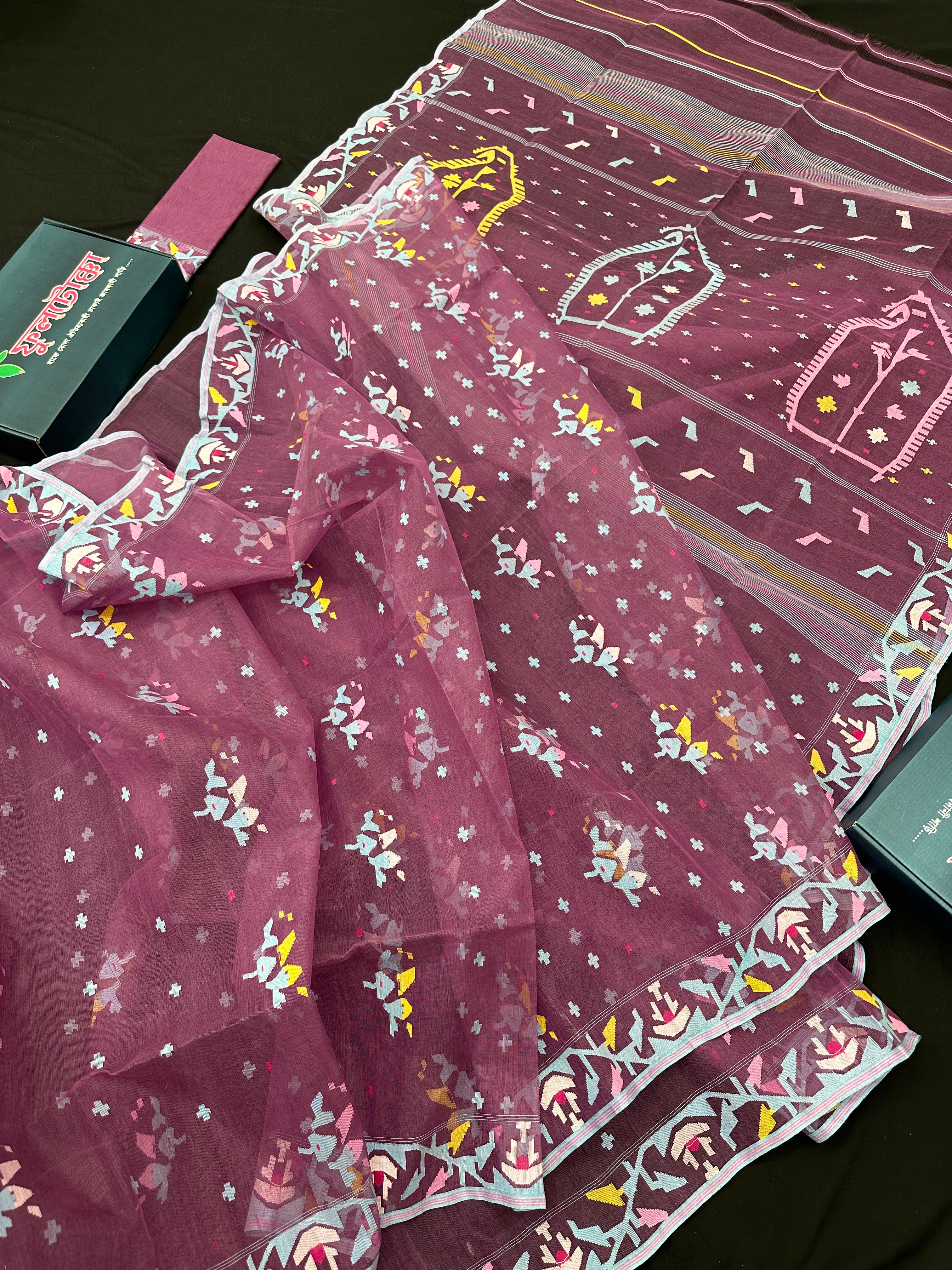 Unique Colour Jamdani Saree With Blouse Piece.