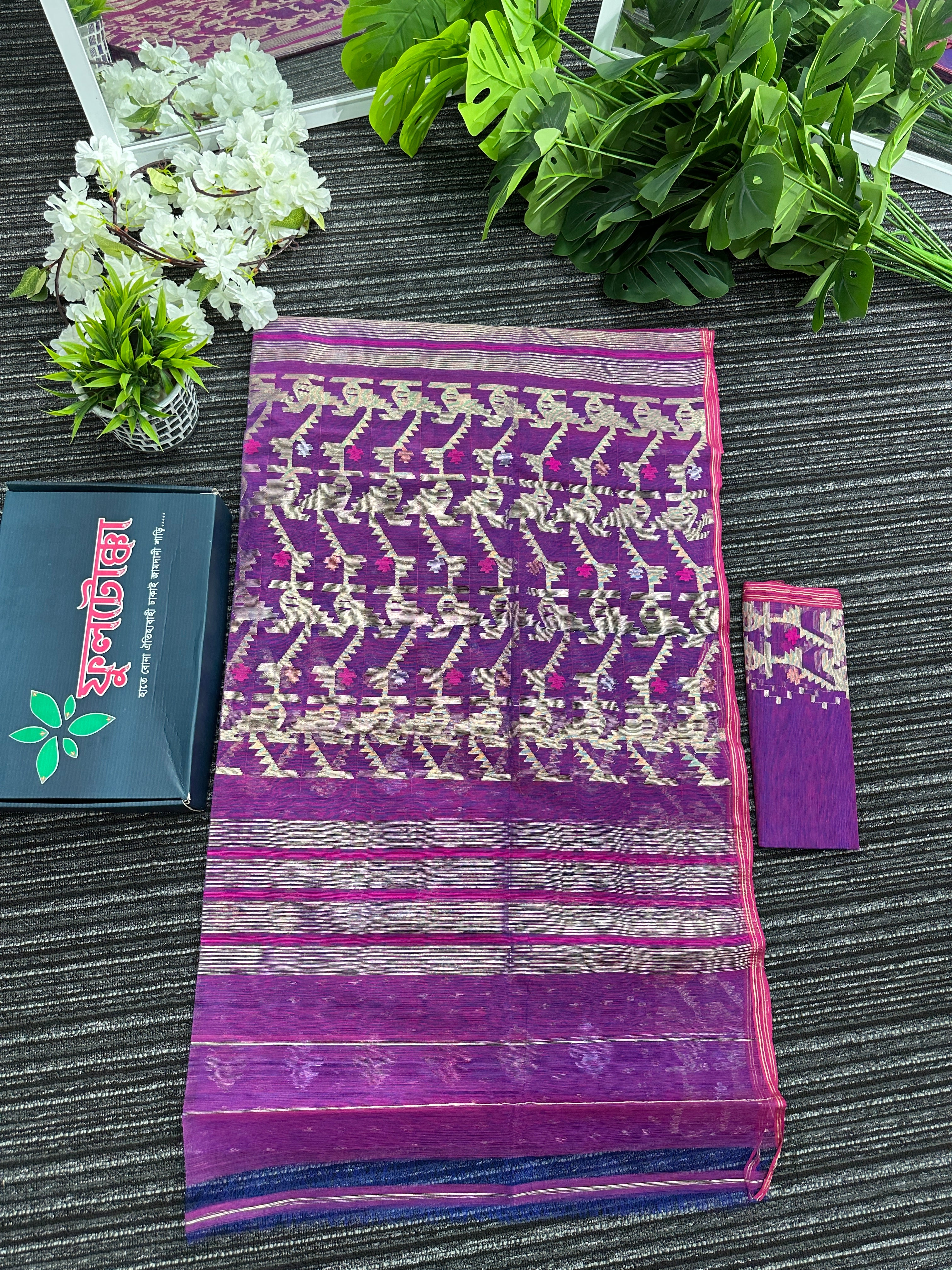 Purple dual toned halfsilk jamdani saree with golden silver & copper jori work