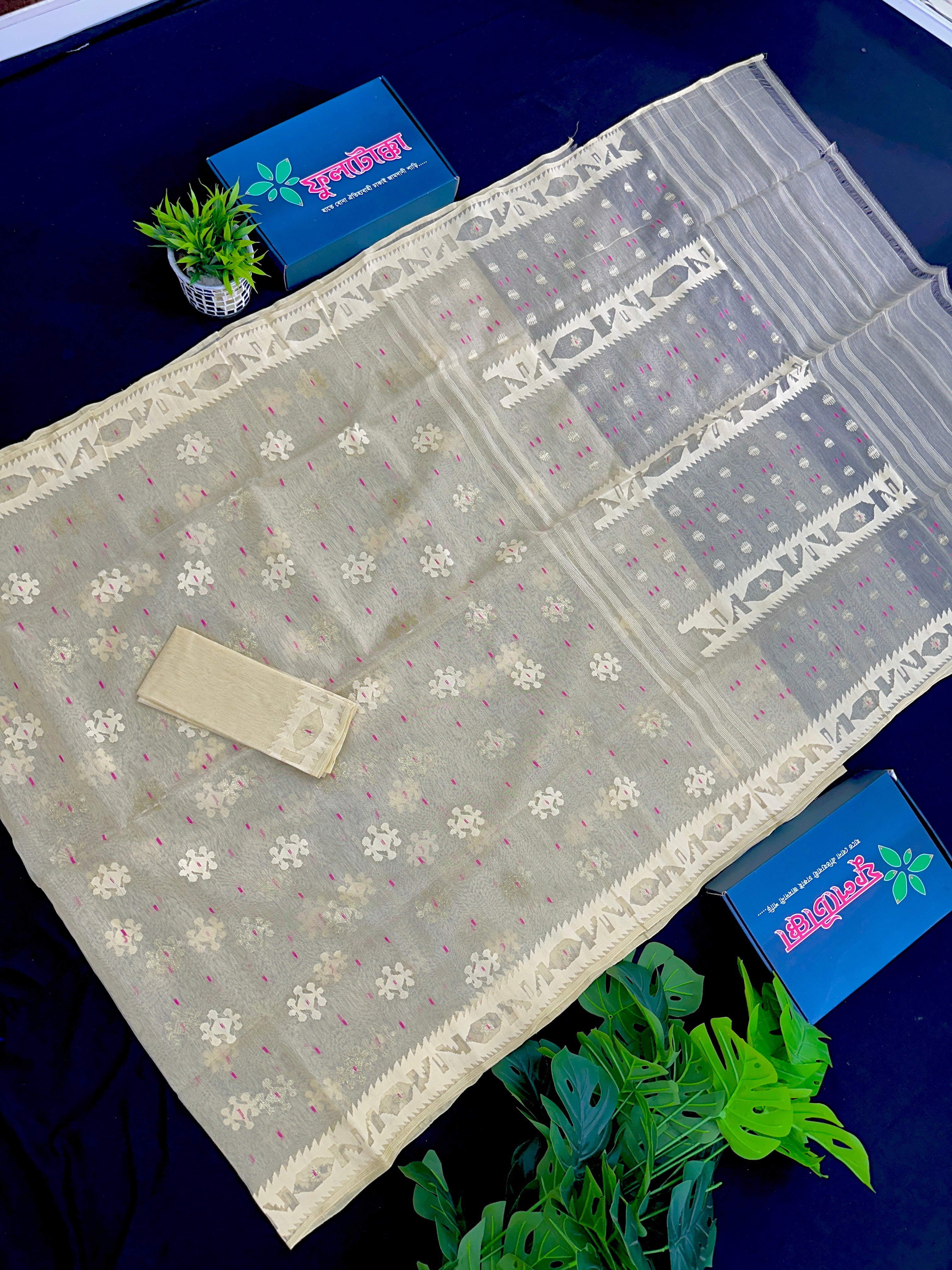 Off white halfsilk jamdani saree with off white threads work and pink meena work