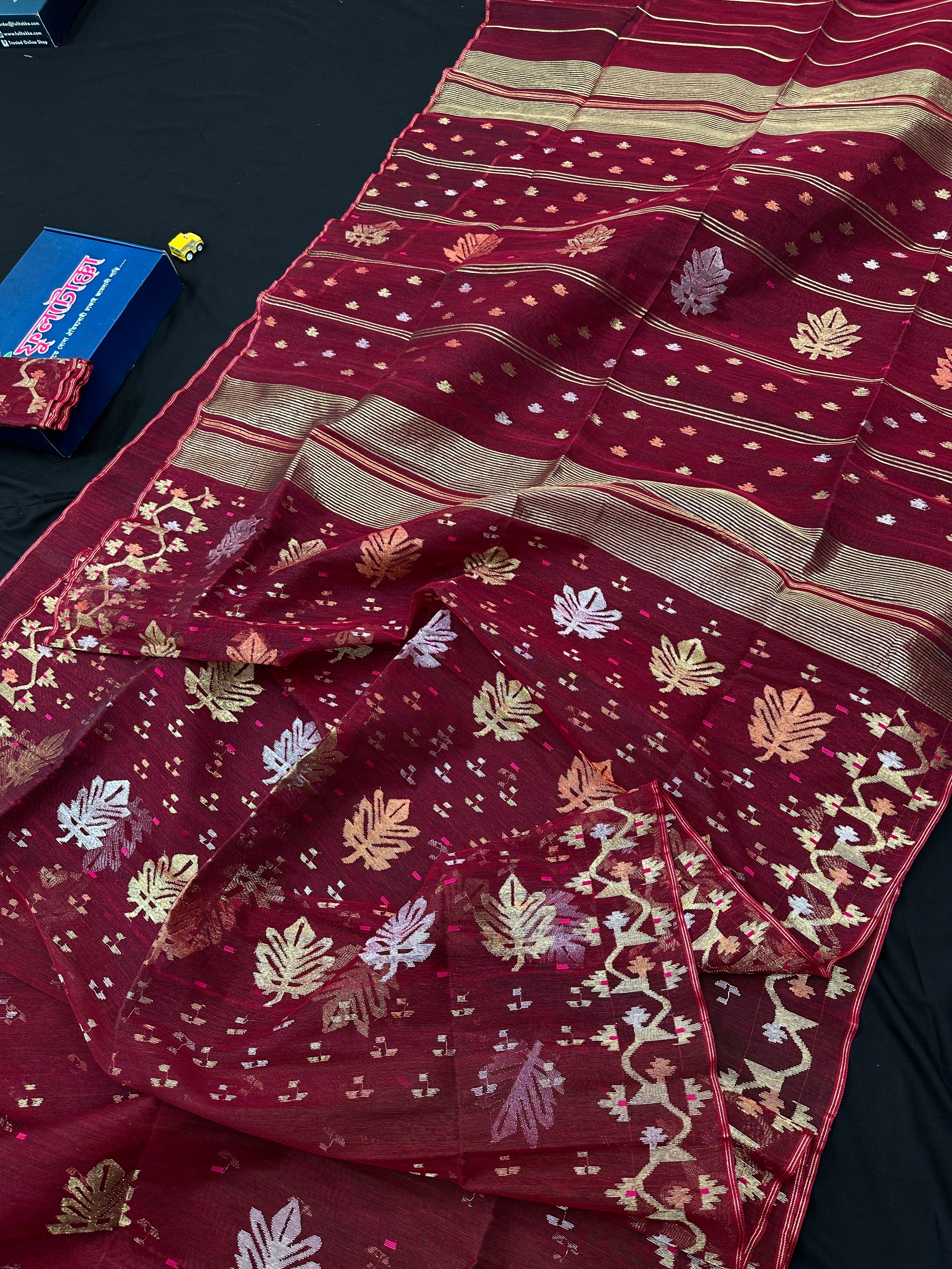 MAROON JAMDANI