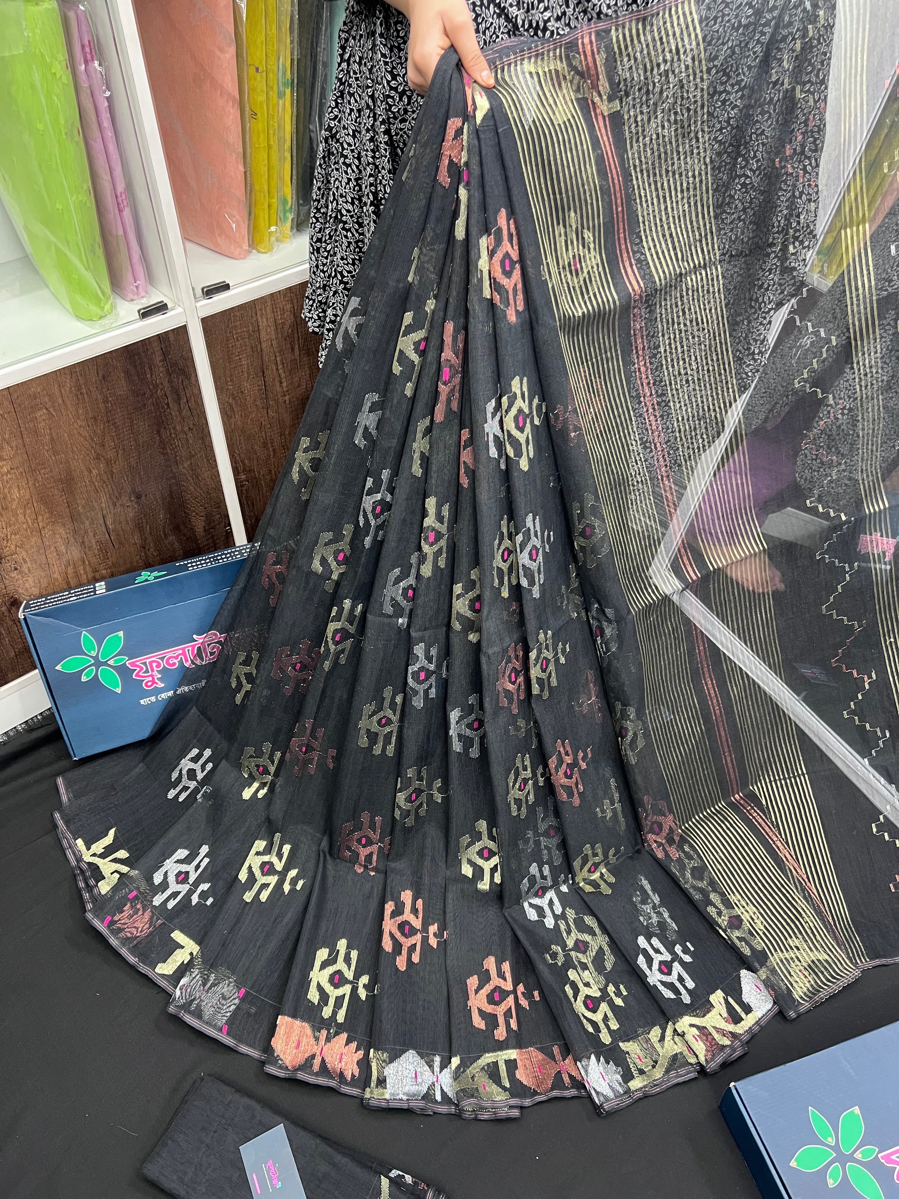 Black colour handloom halfsilk original dhakai jamdani saree with golden silver & copper jori work