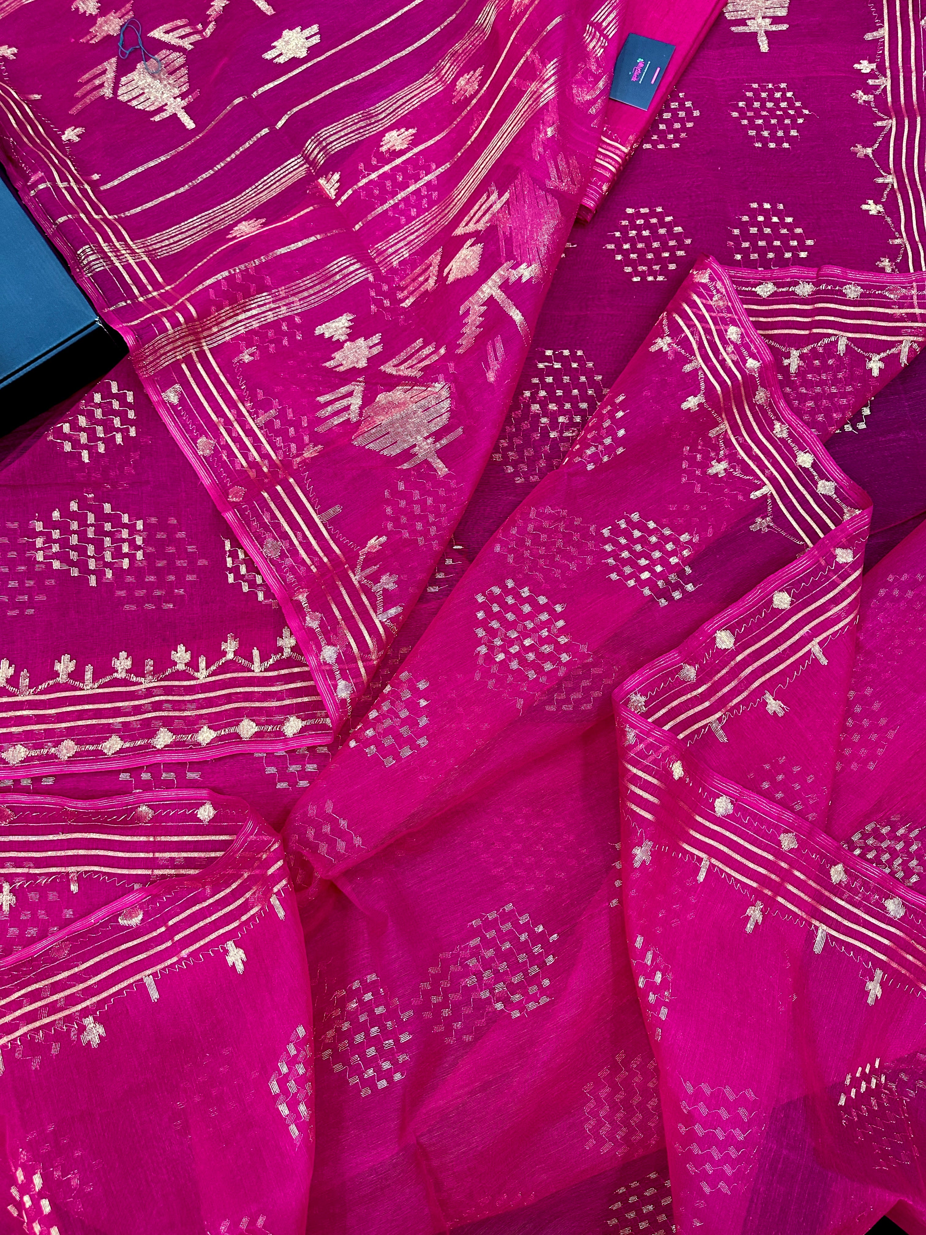 Magenta jamdani saree with golden jori work all over work and blouse piece