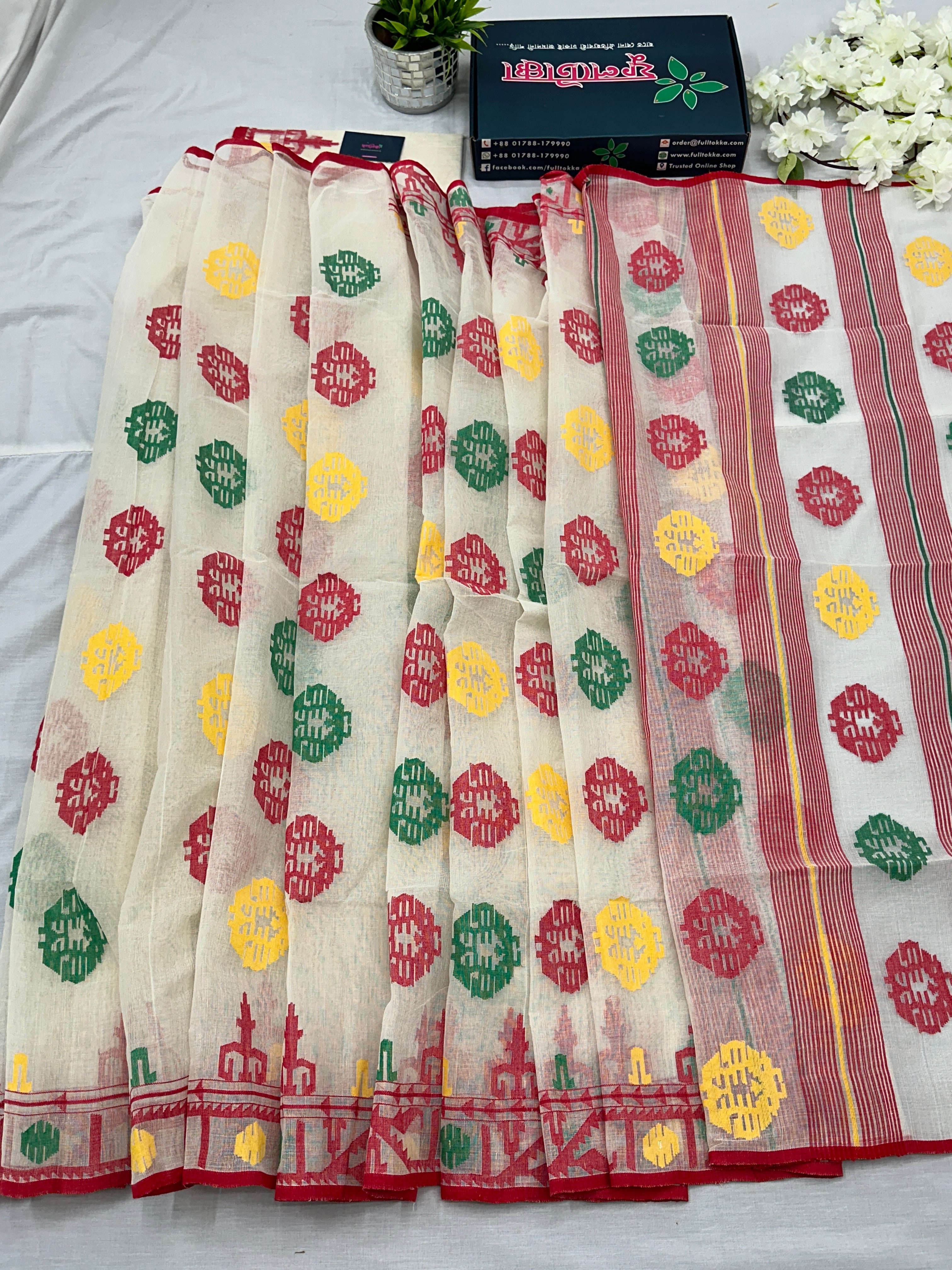 White multi cotton jamdani saree