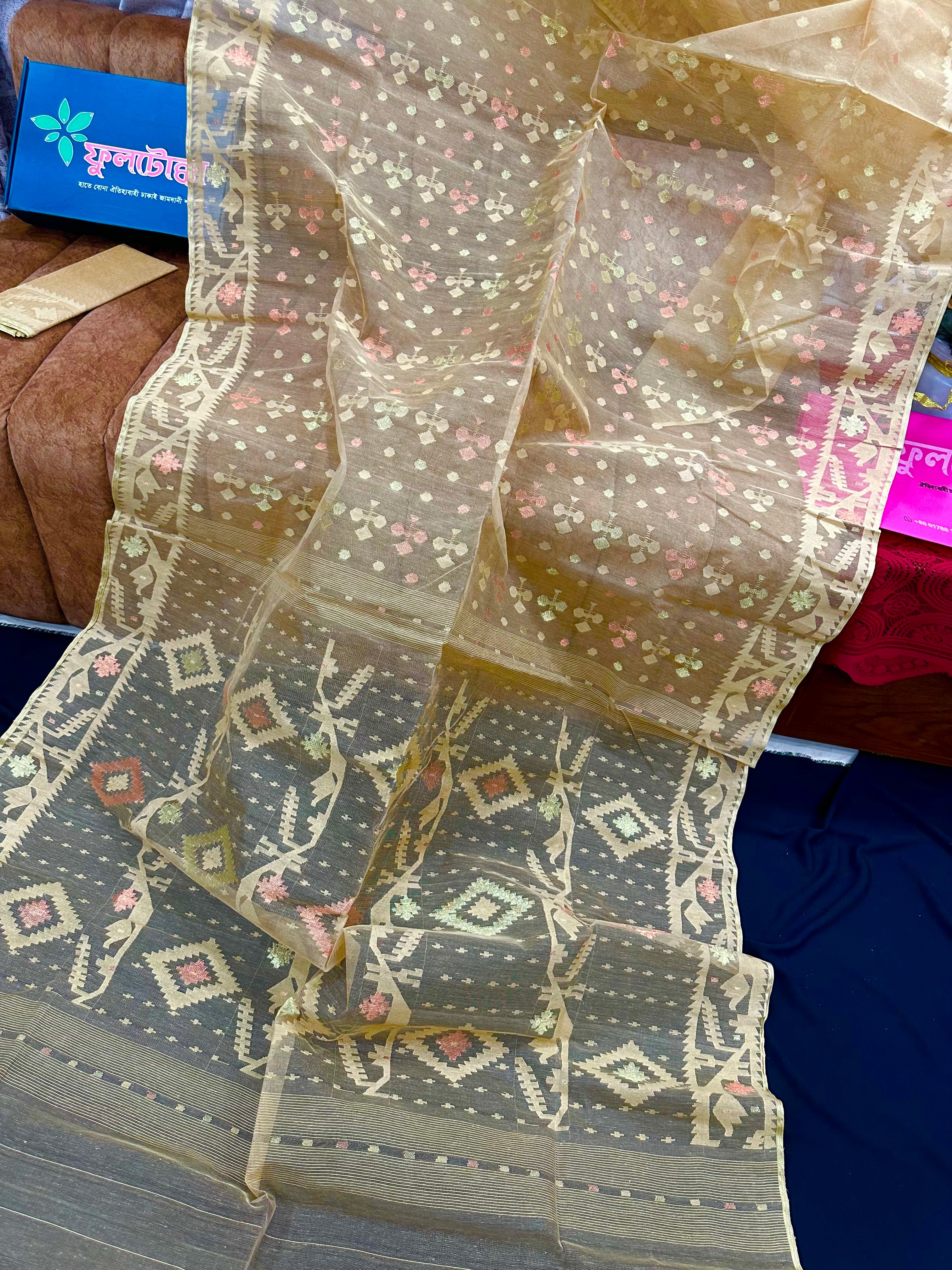 PURE GOLDEN JAMDANI