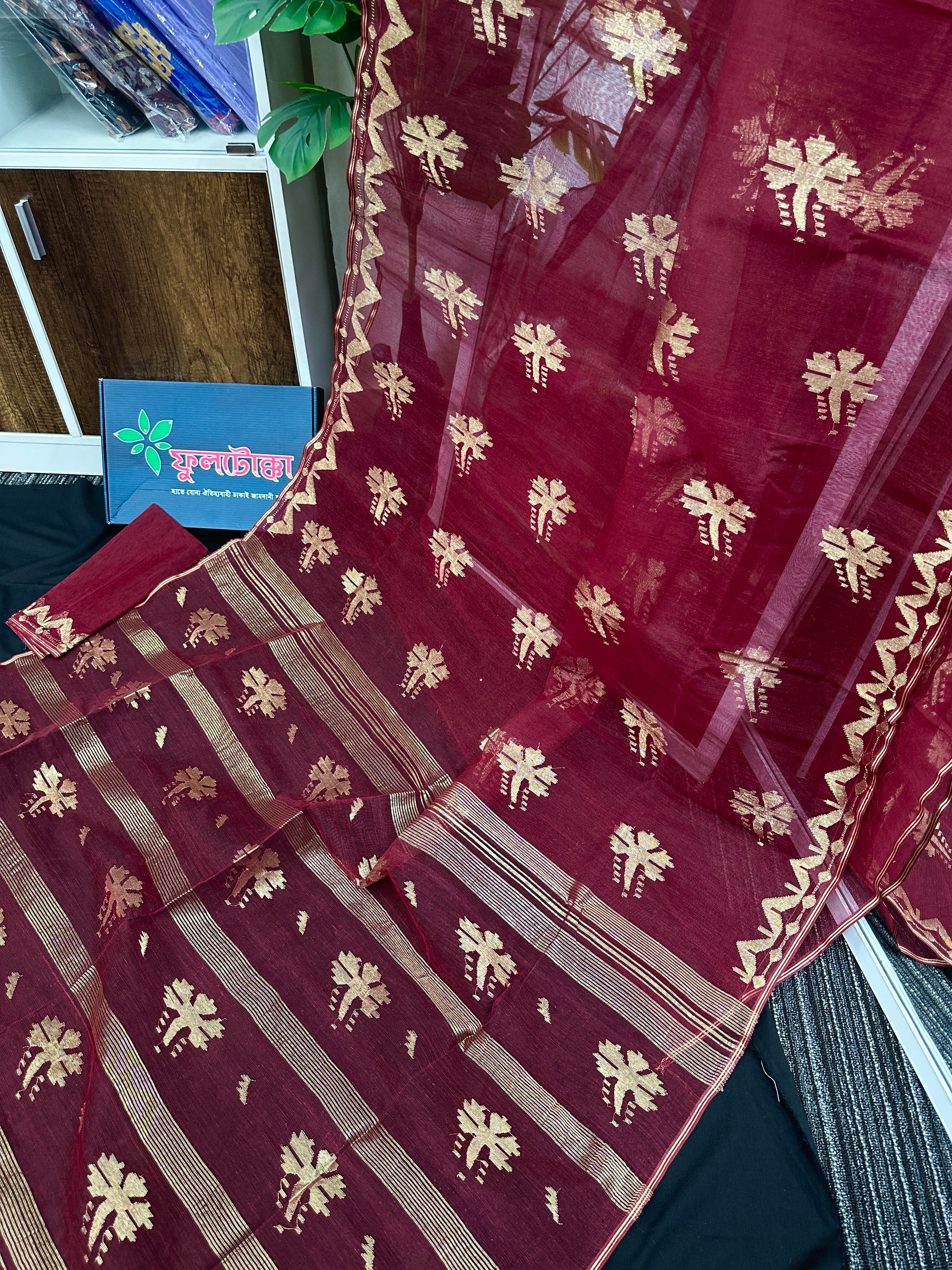 BRIDAL MAROON