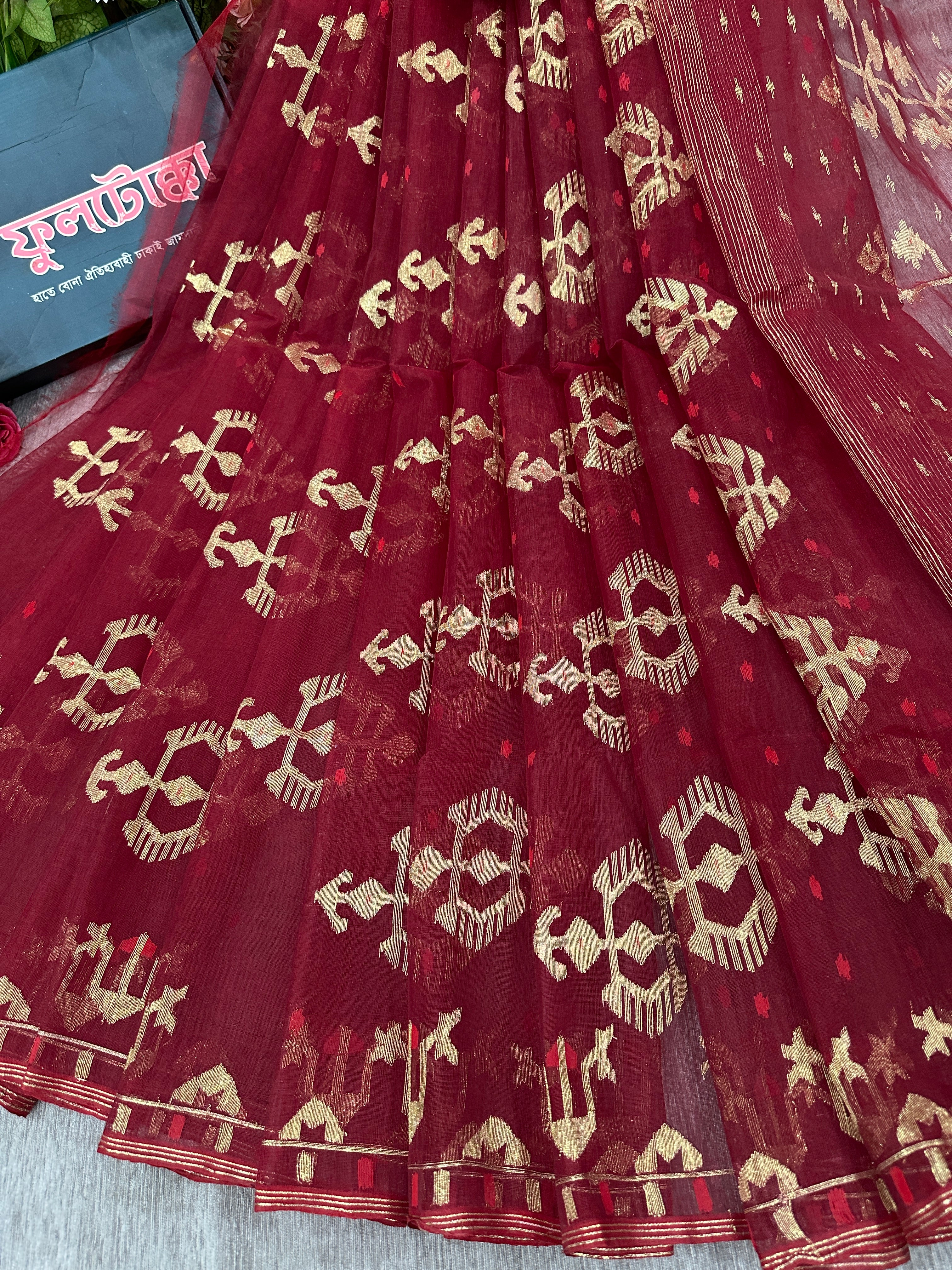 Maroon jamdani