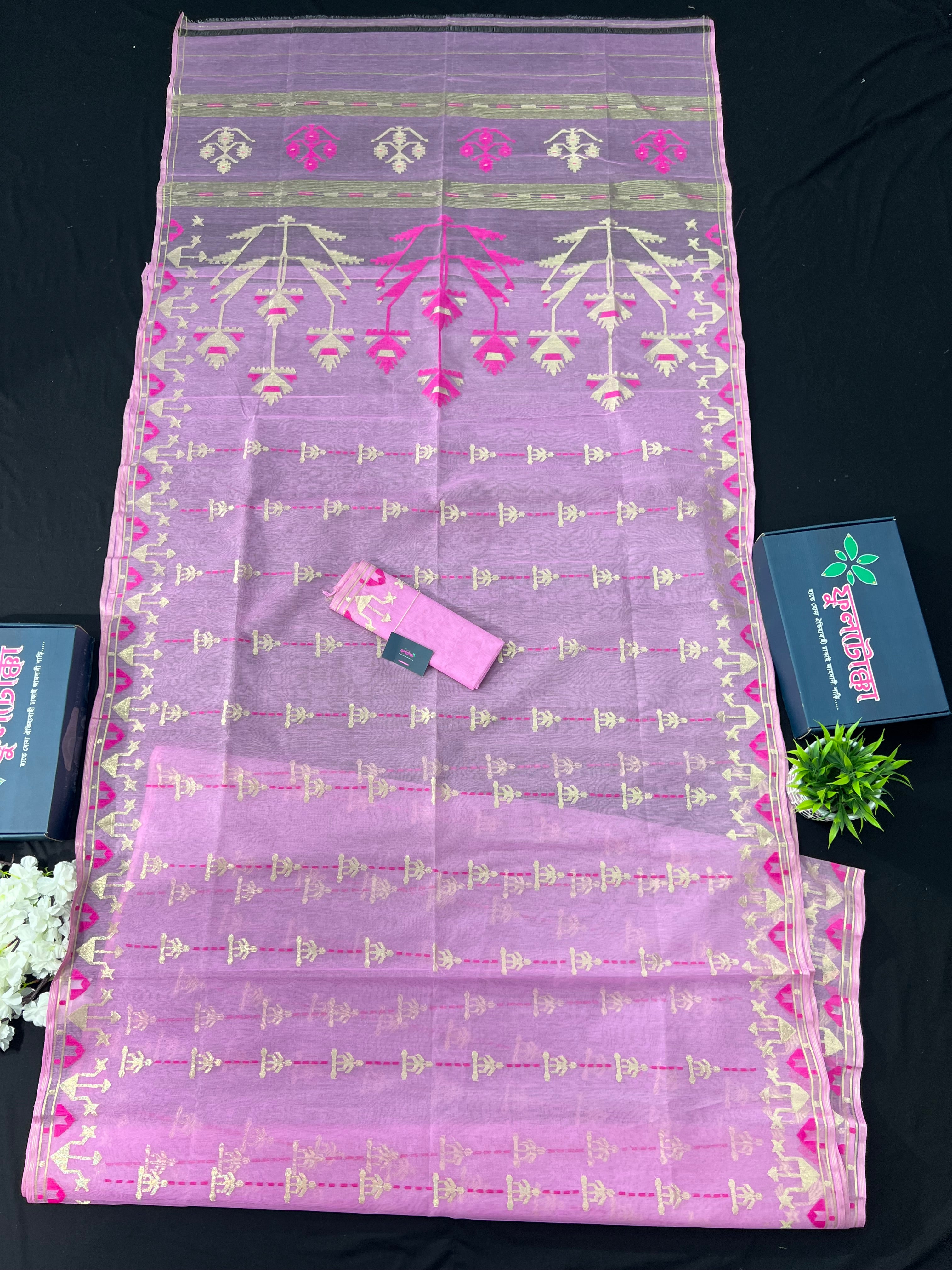 Lux Pink Original Handloom Hslfsilk Dhakai Jamdani Saree With Golden Jori Work and Magenta Threads Work