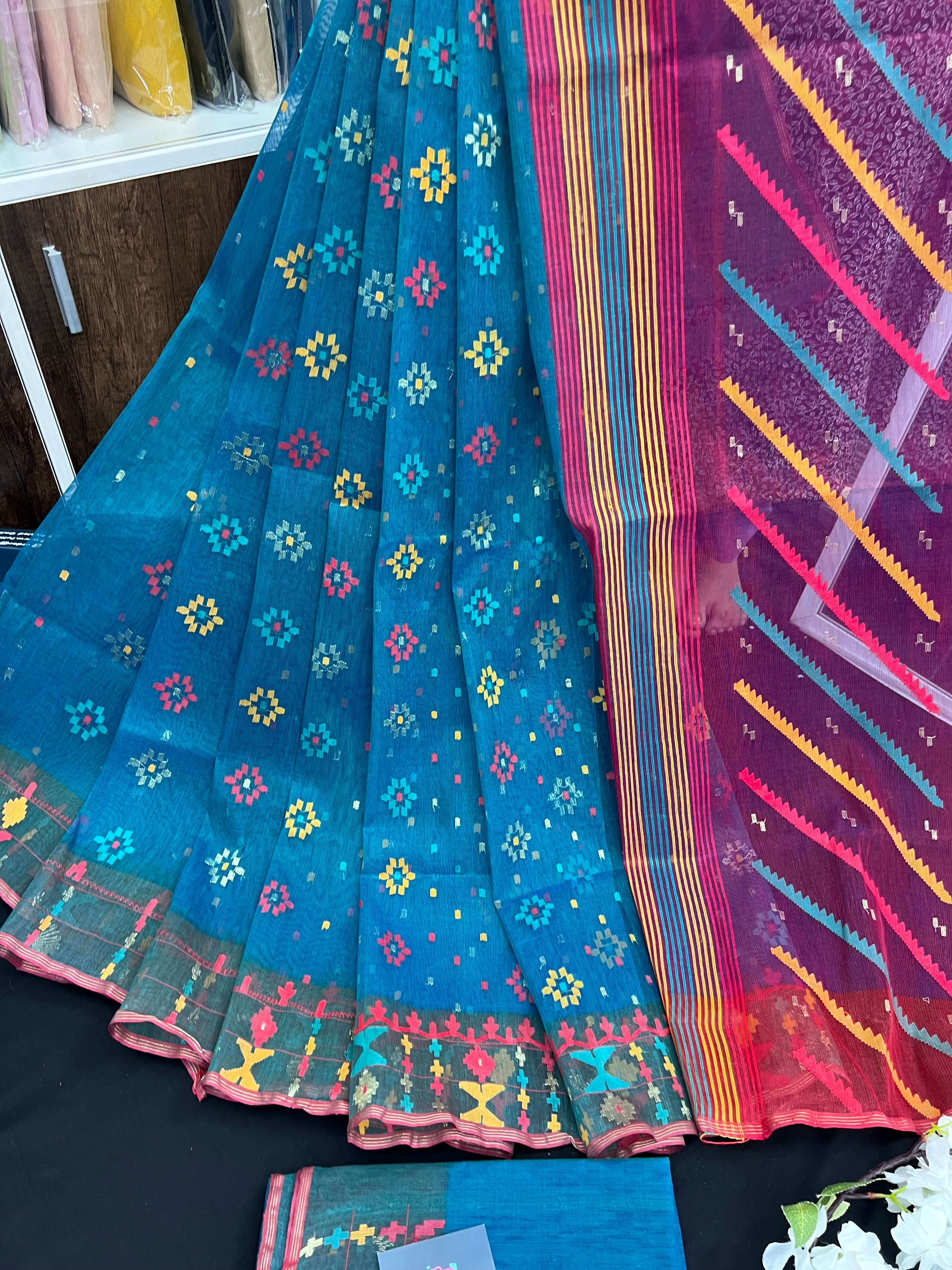 Ganga jamuna design handloom original dhakai jamdani saree with multiple threads work