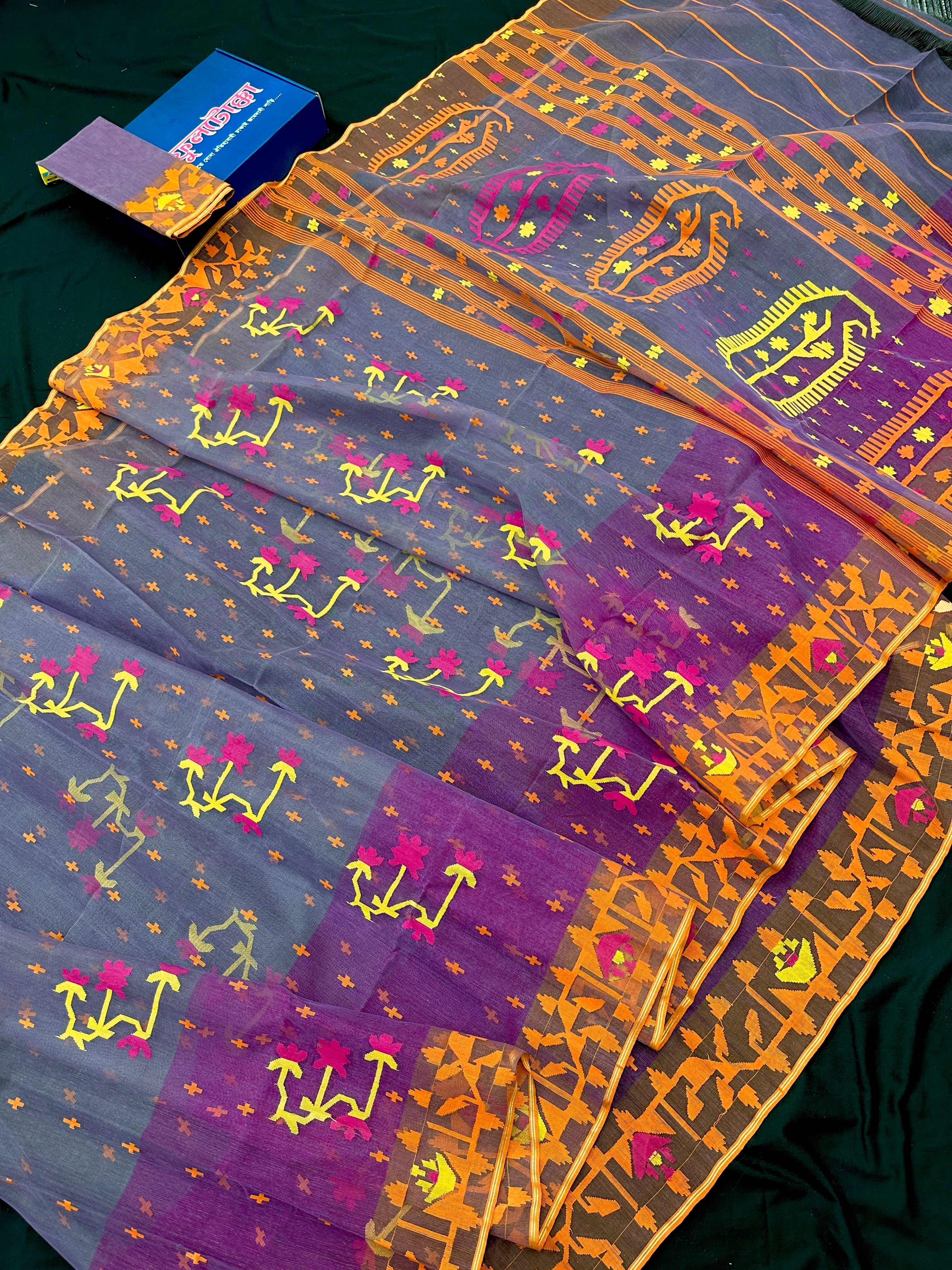 Tripple shaded Dual toned jamdani saree