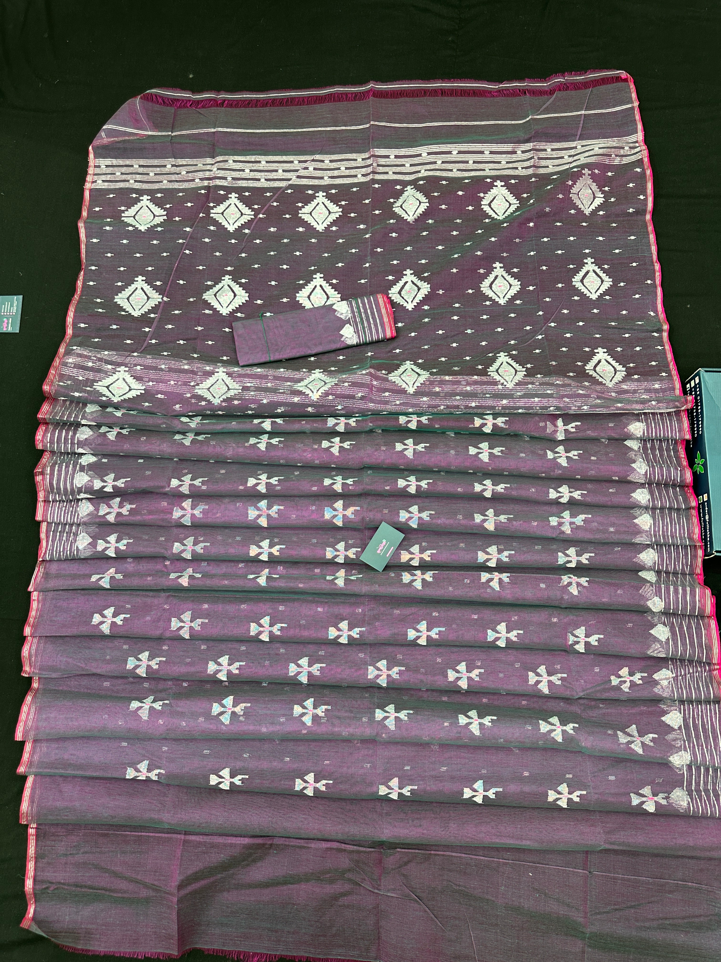 Dual Toned Original Handloom Halfsilk Dhakai Jamdani Saree With Silver Jori Work