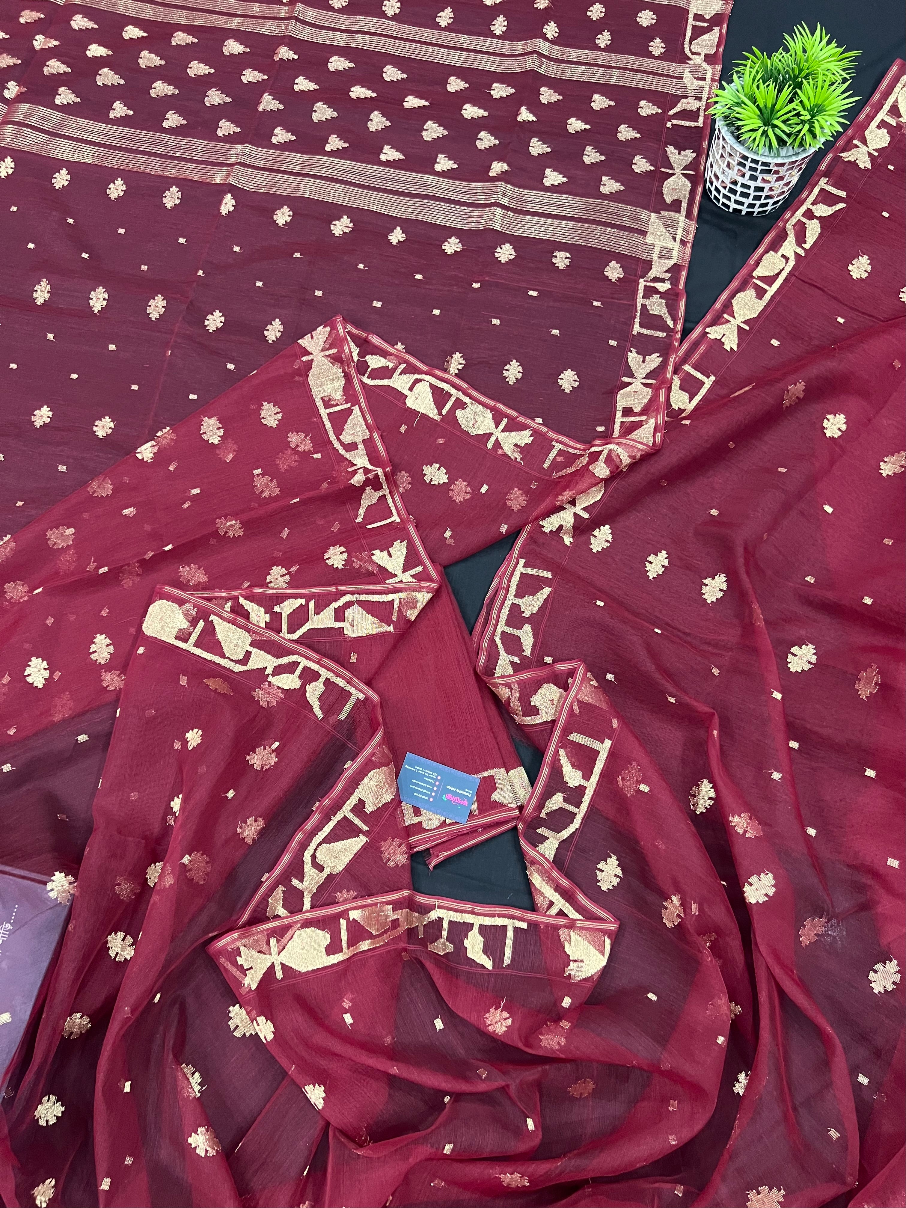MAROON WITH GOLDEN JORI