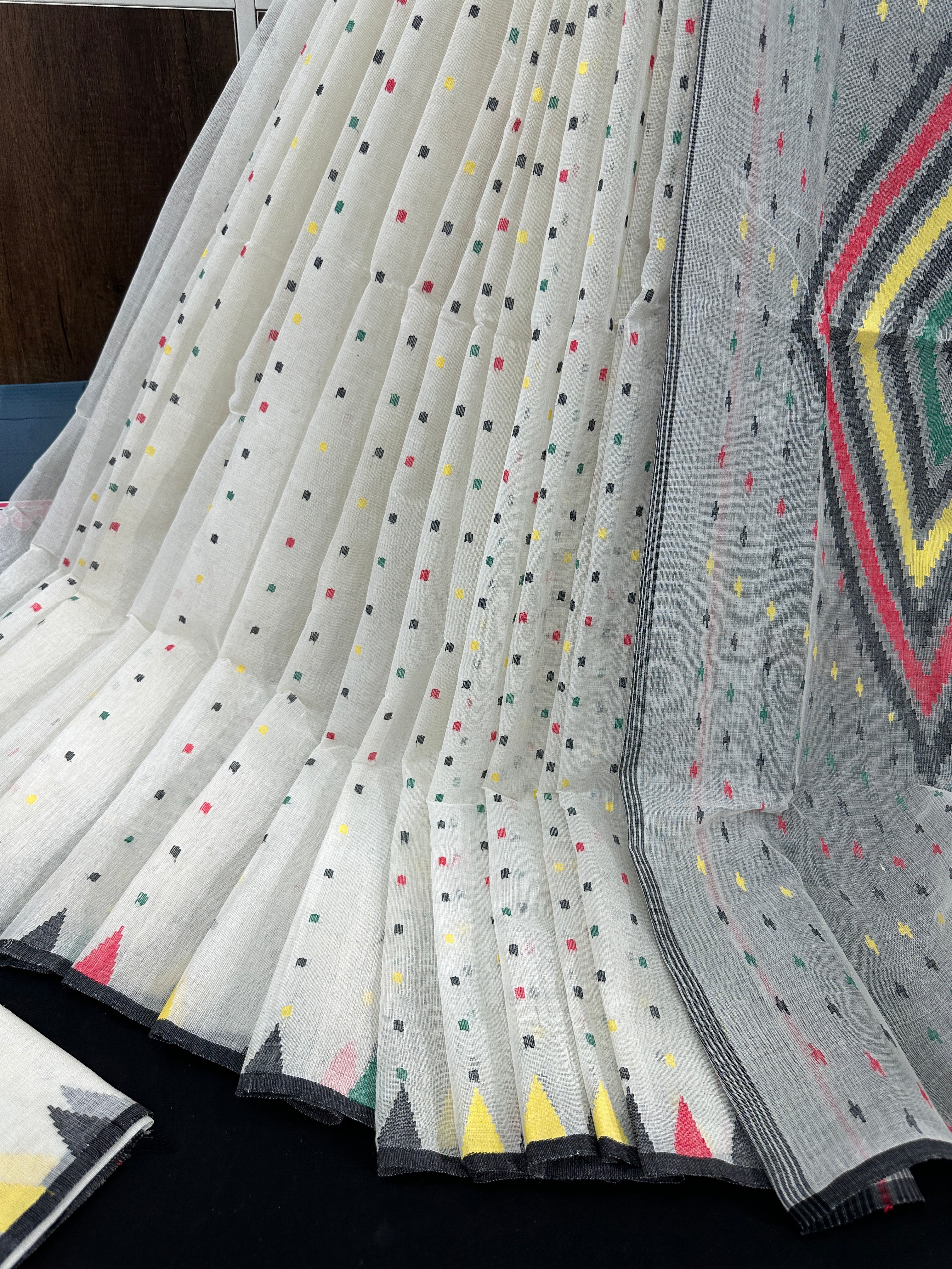 White cotton jamdani saree with multiple threads work