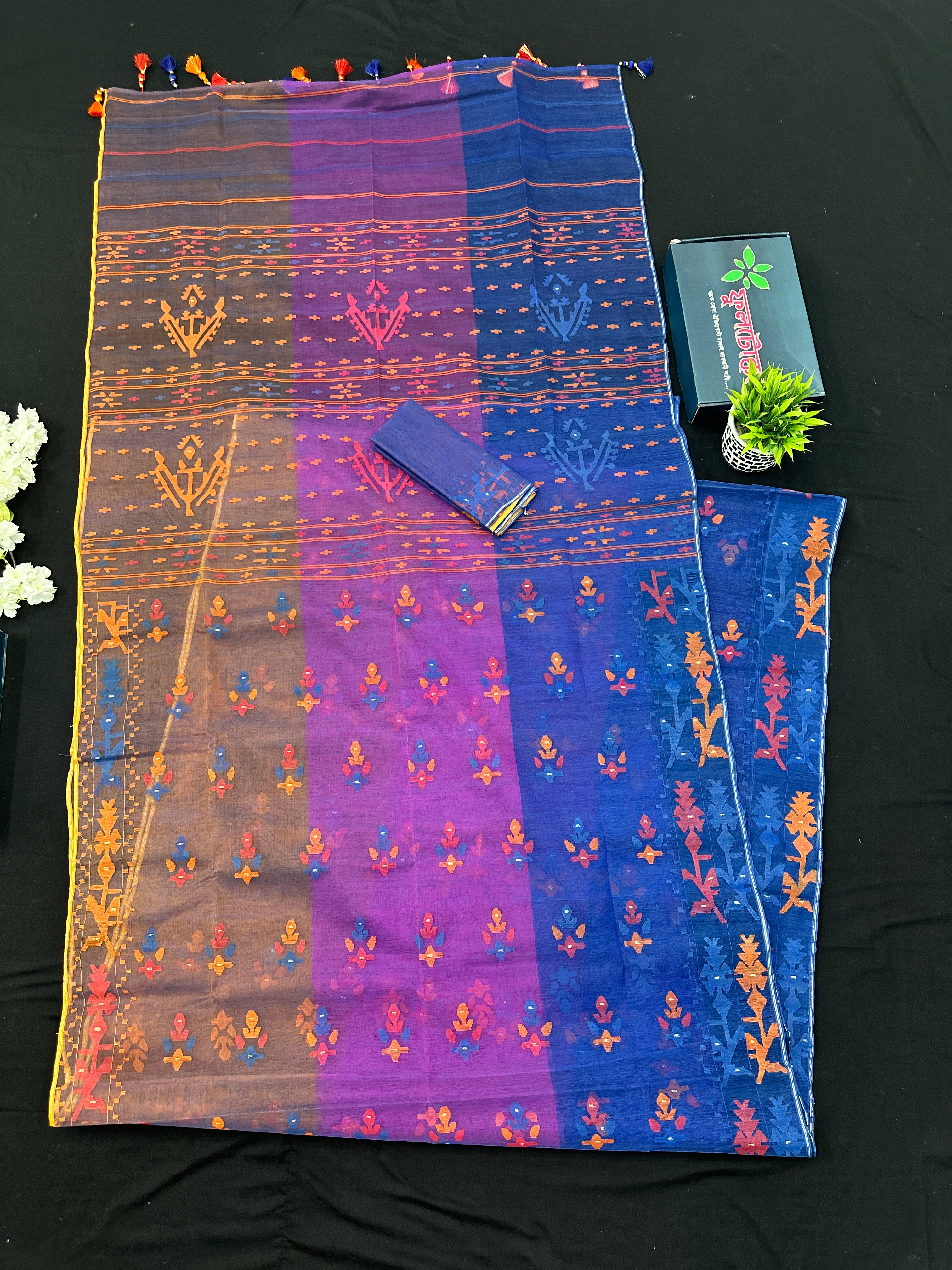 Tripple Shaded Original Handloom Halfsilk Dhakai Jamdani Saree With Multiple Threads Work