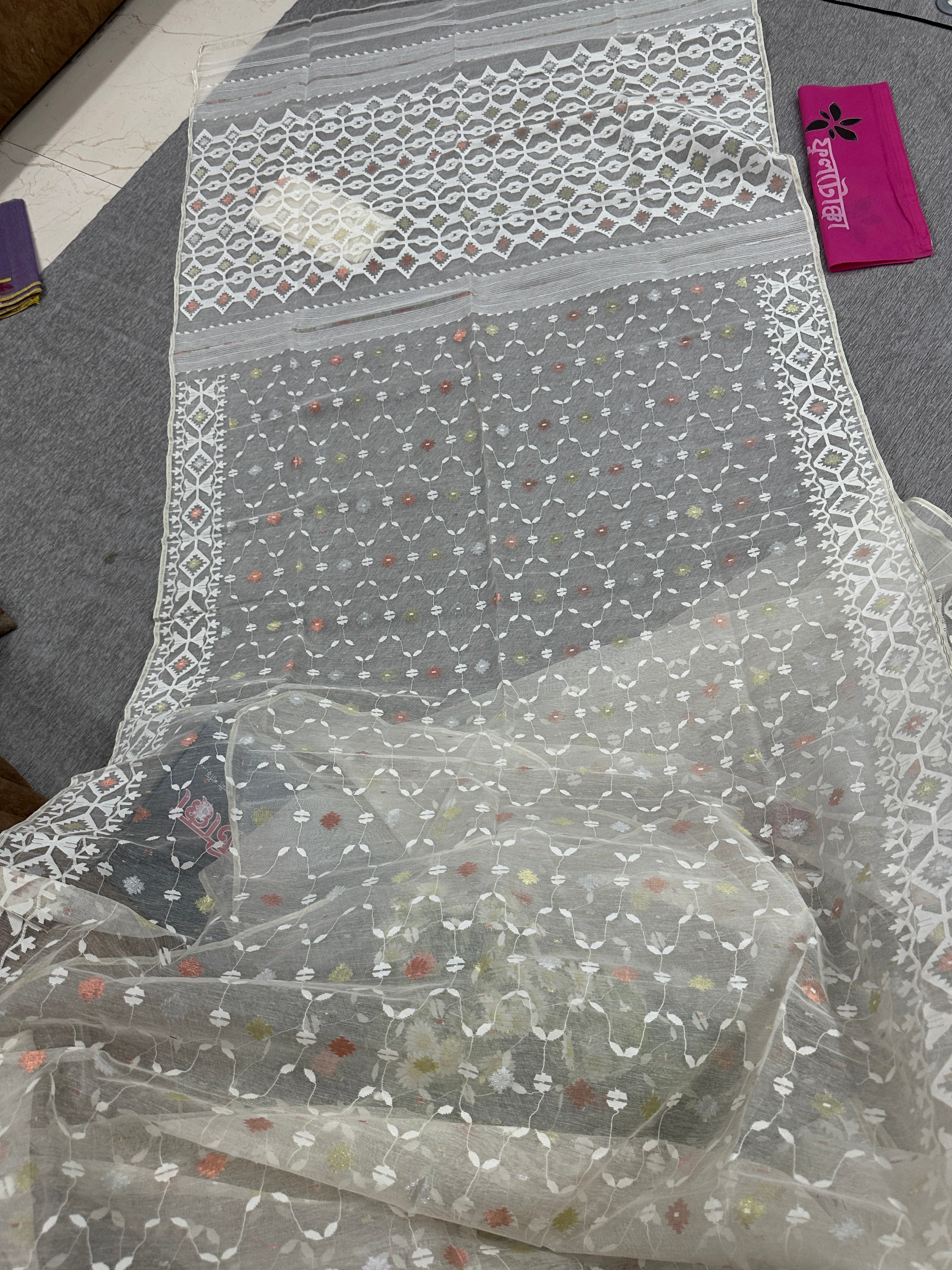 White jamdani