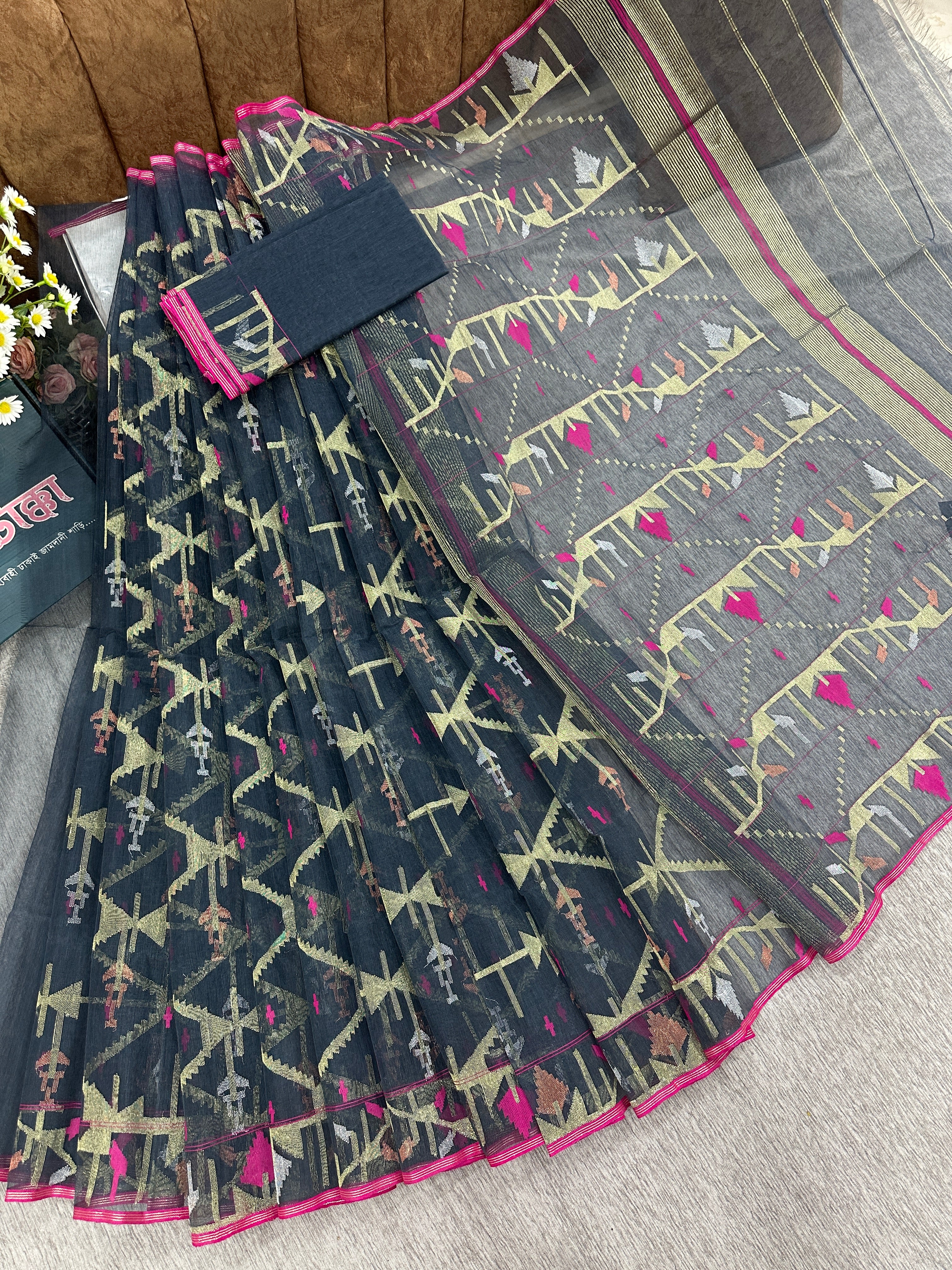 Jamdani saree
