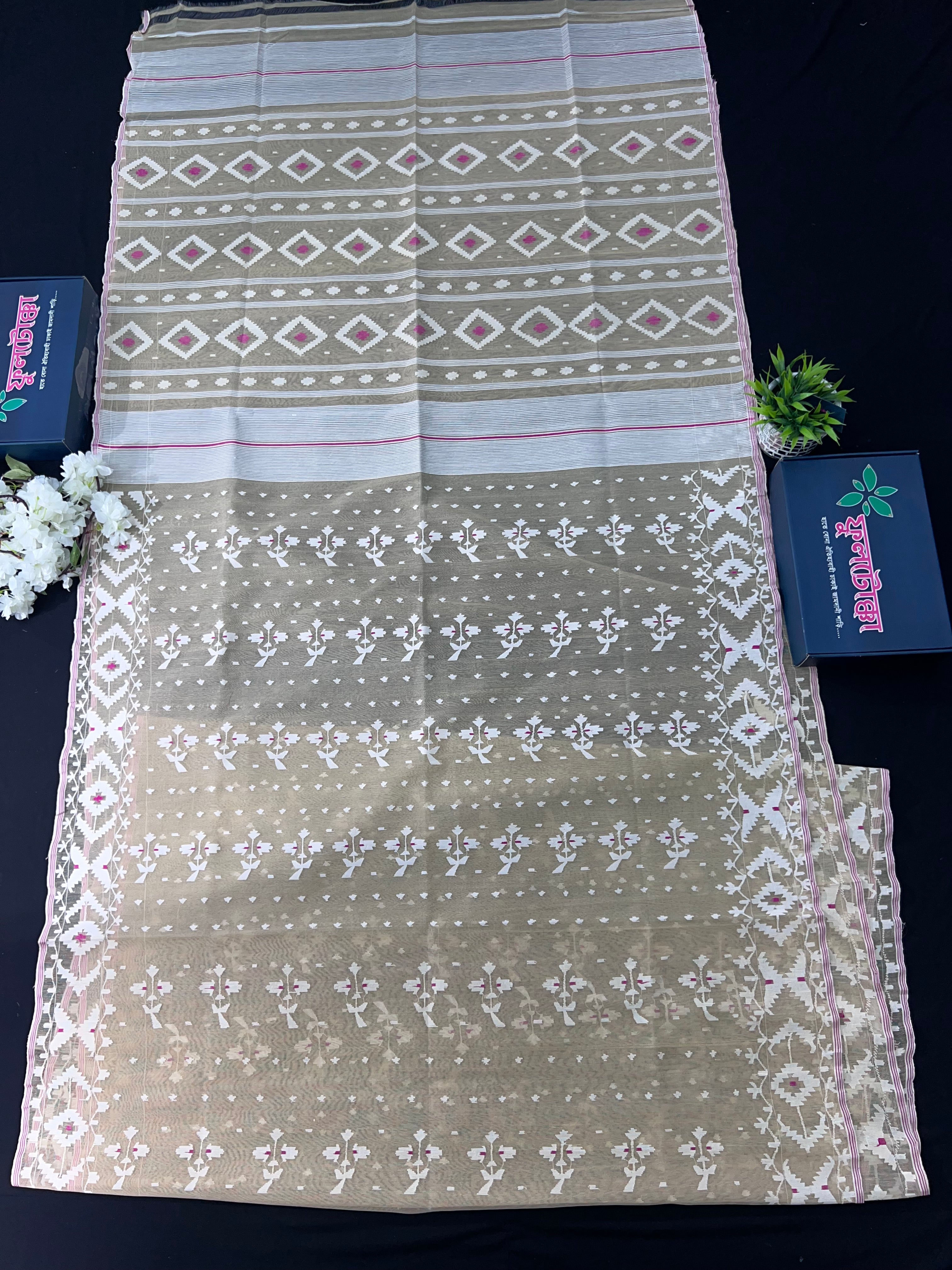 Creamy White Halfsilk Handloom Dhakai Jamdani Saree With White Thread Work & Pink Meena Work