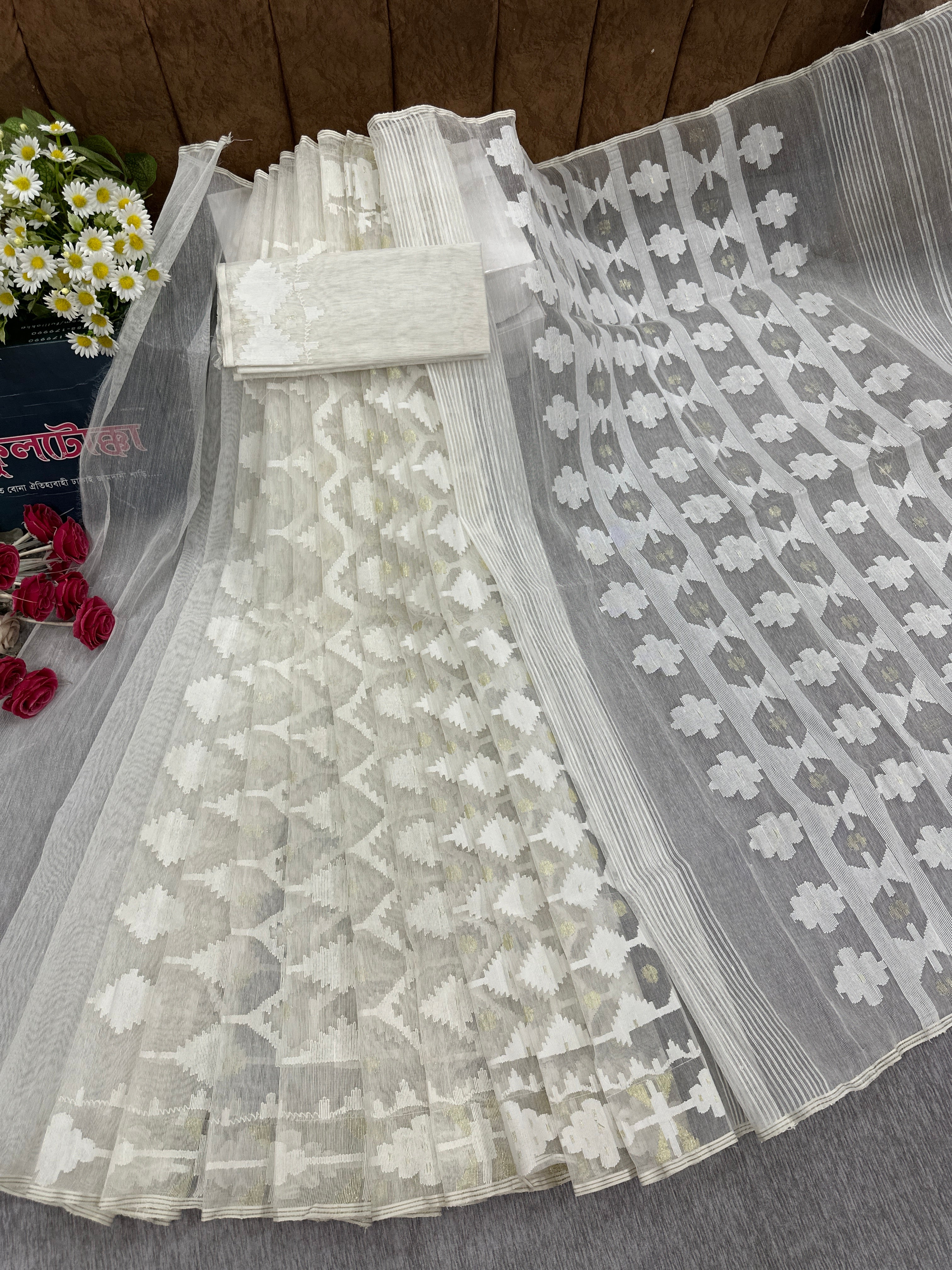 WHITE JAMDANI
