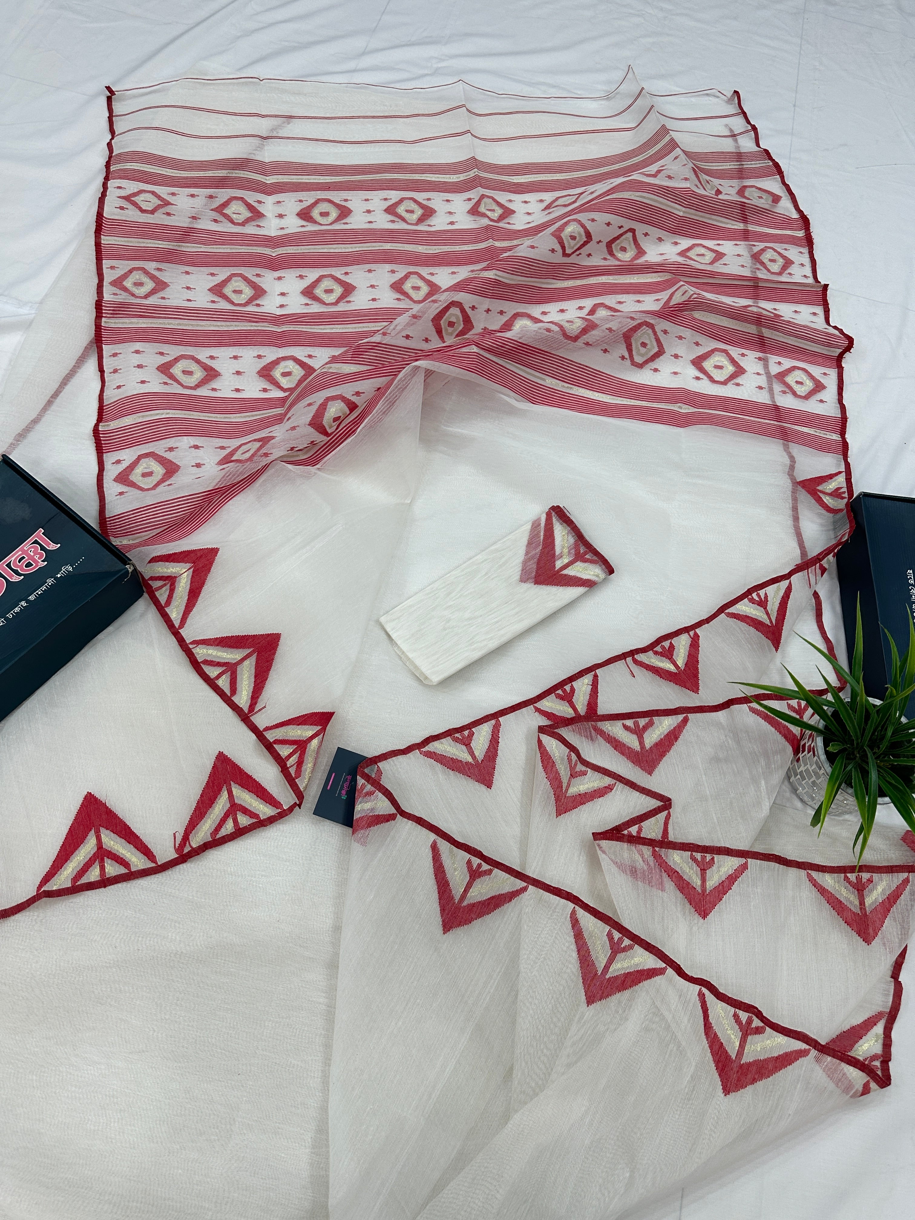 White Jamdani Saree With Red Paar.