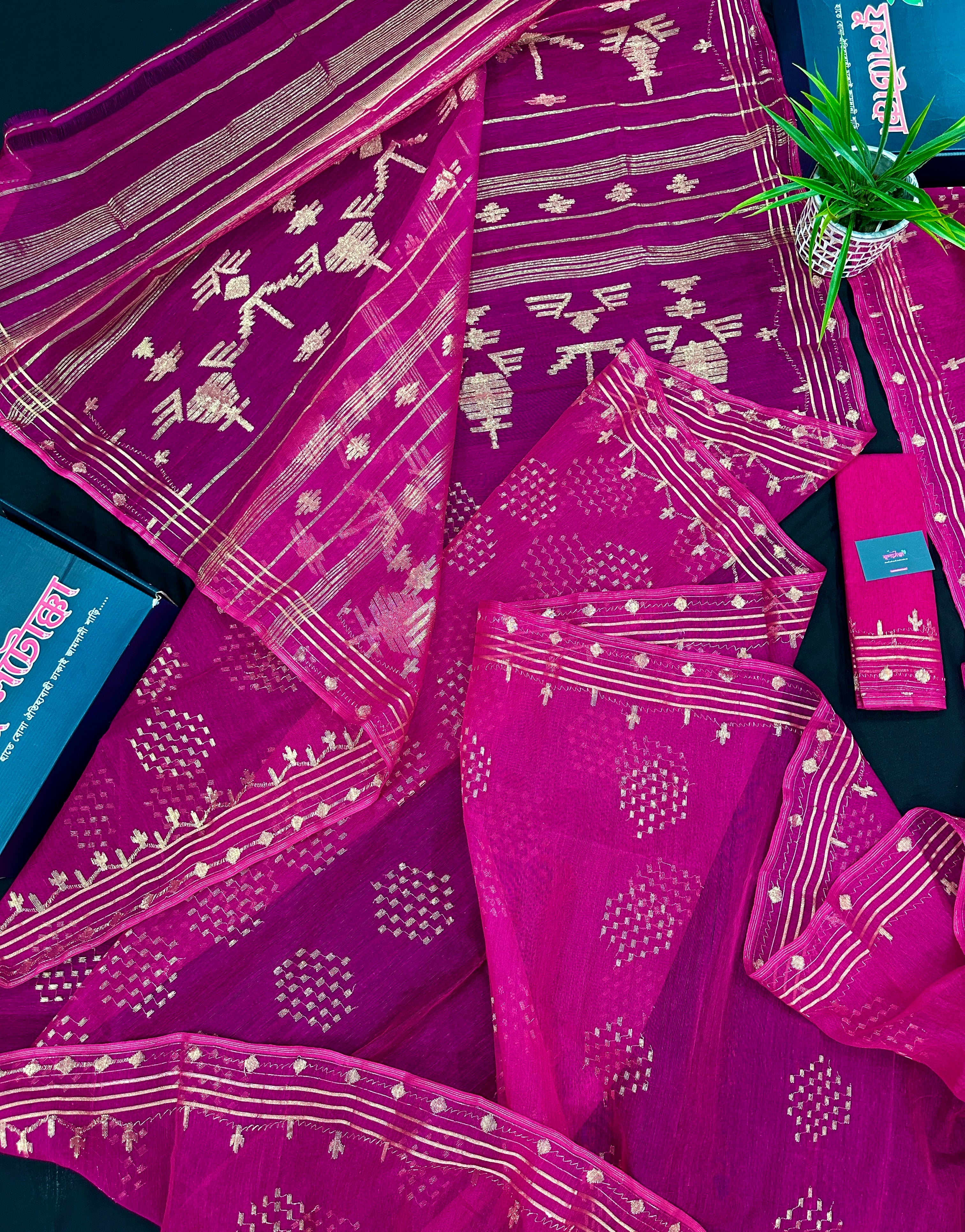 Magenta jamdani saree with golden jori work all over work and blouse piece