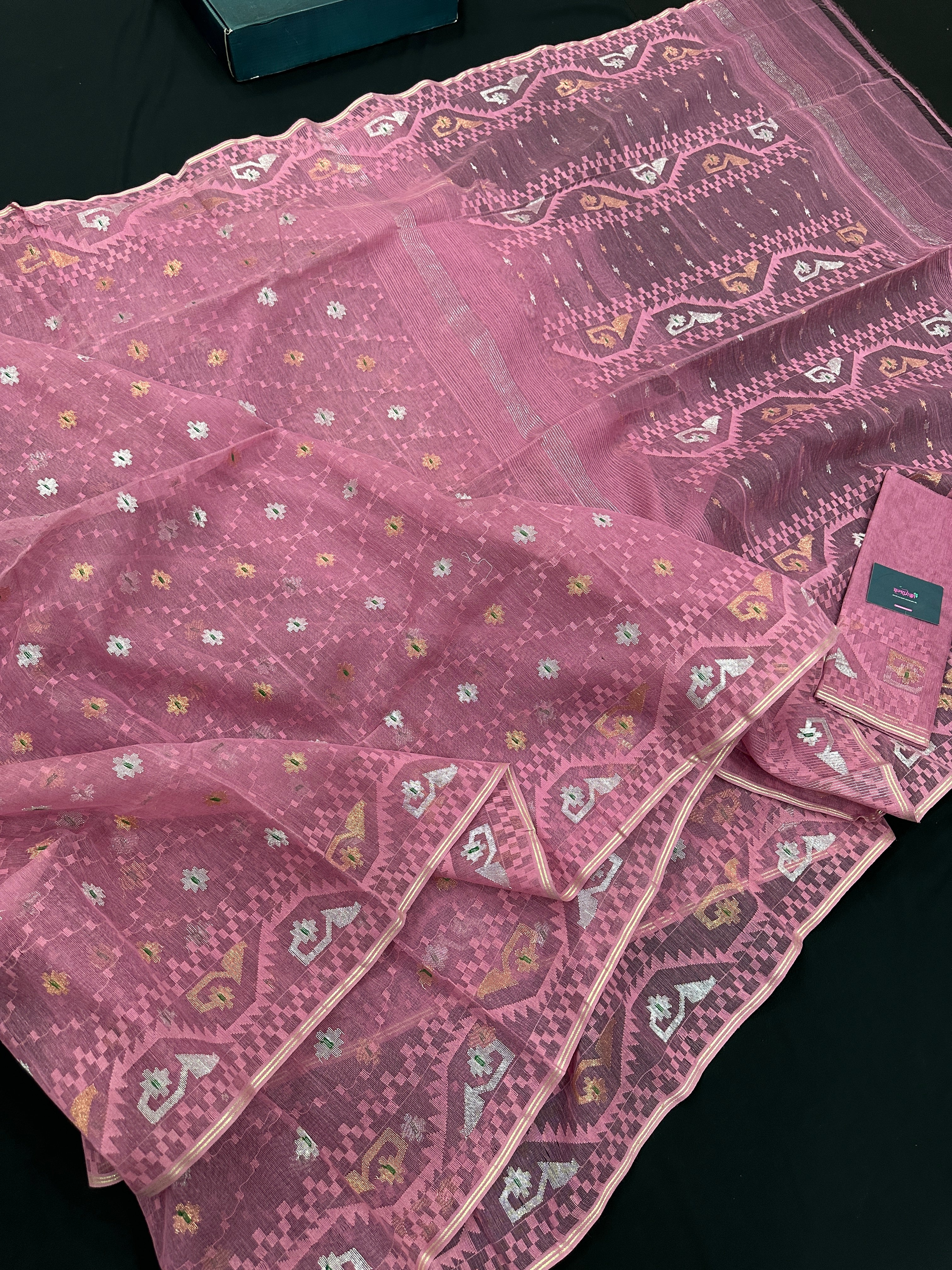 CHERRY PINK JAMDANI