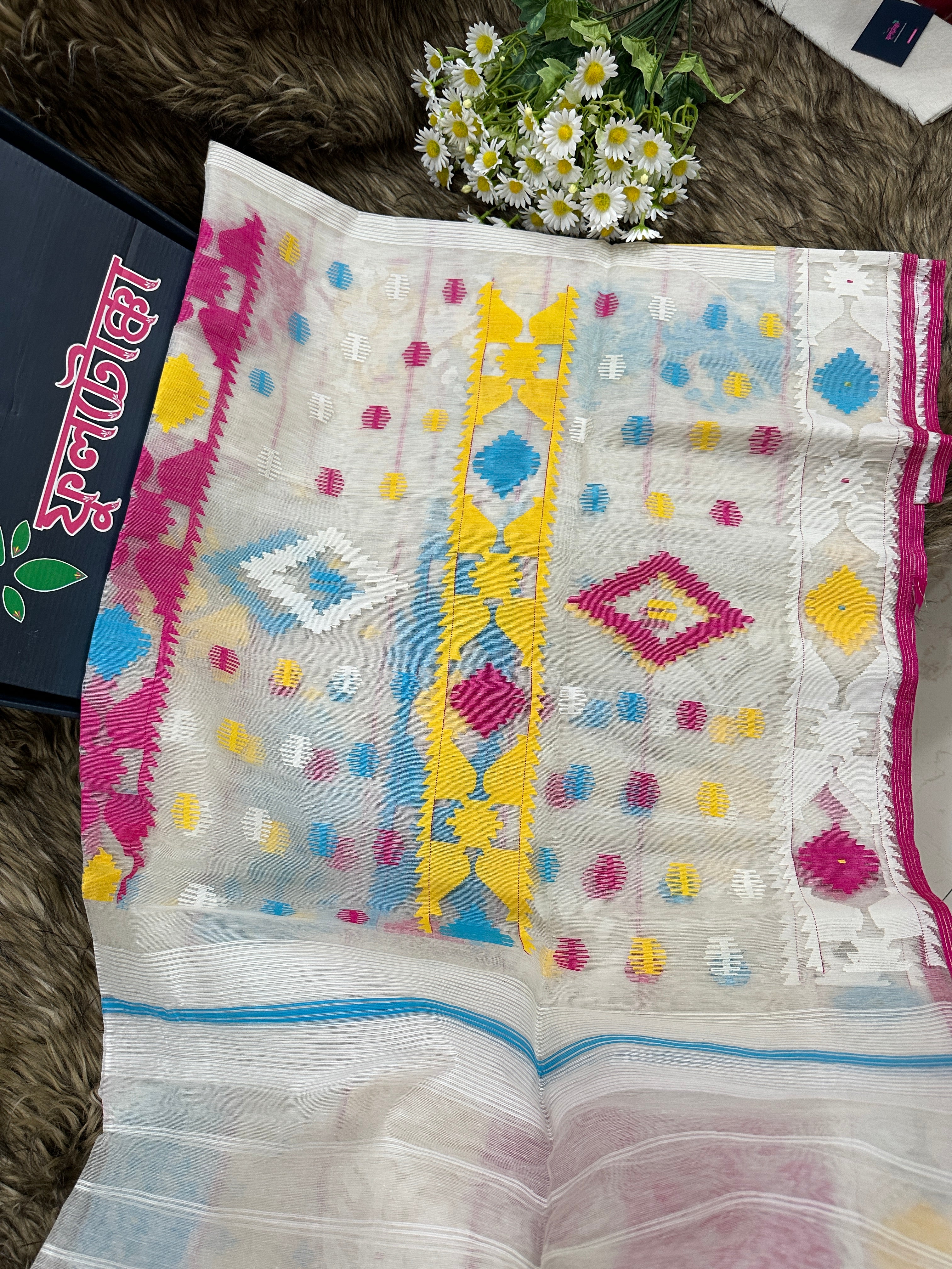 White jamdani