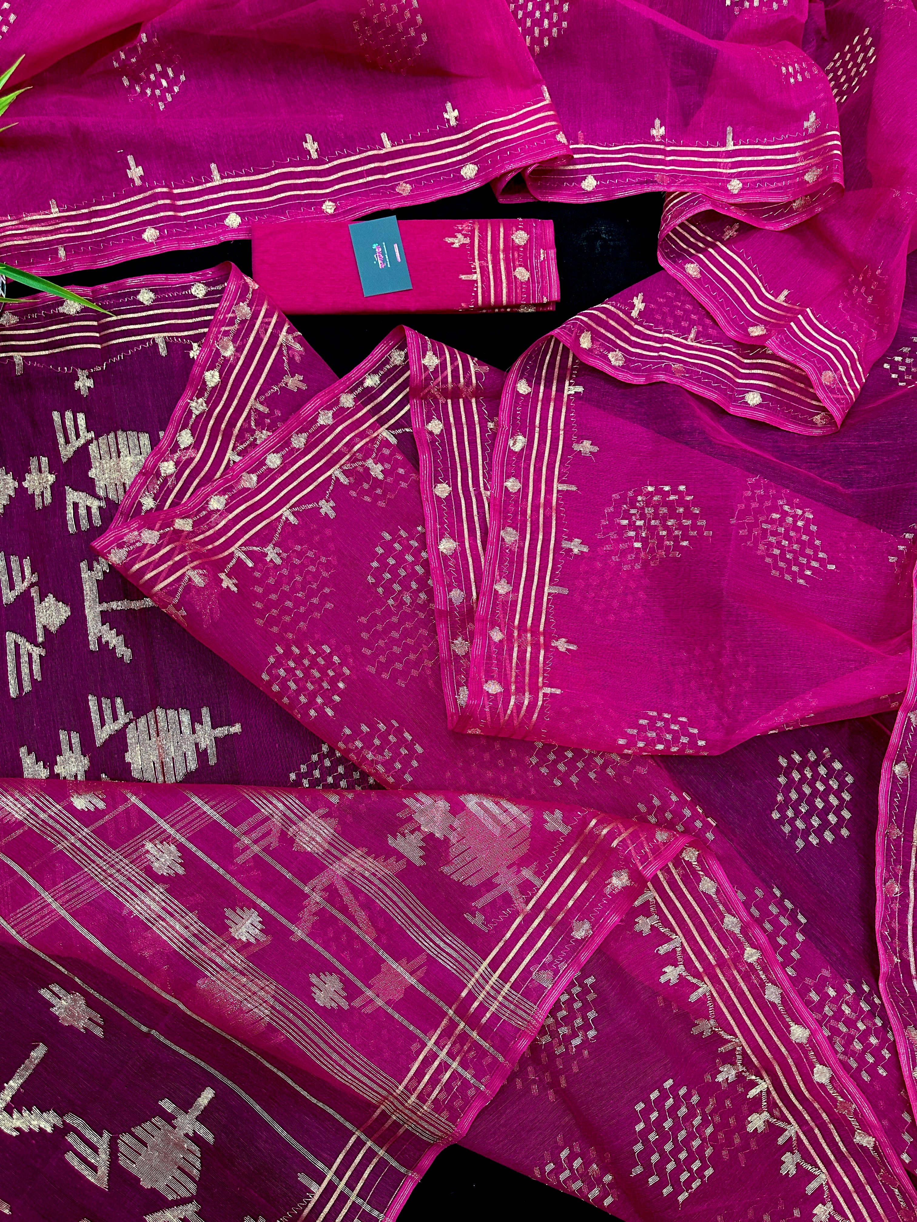 Magenta jamdani saree with golden jori work all over work and blouse piece