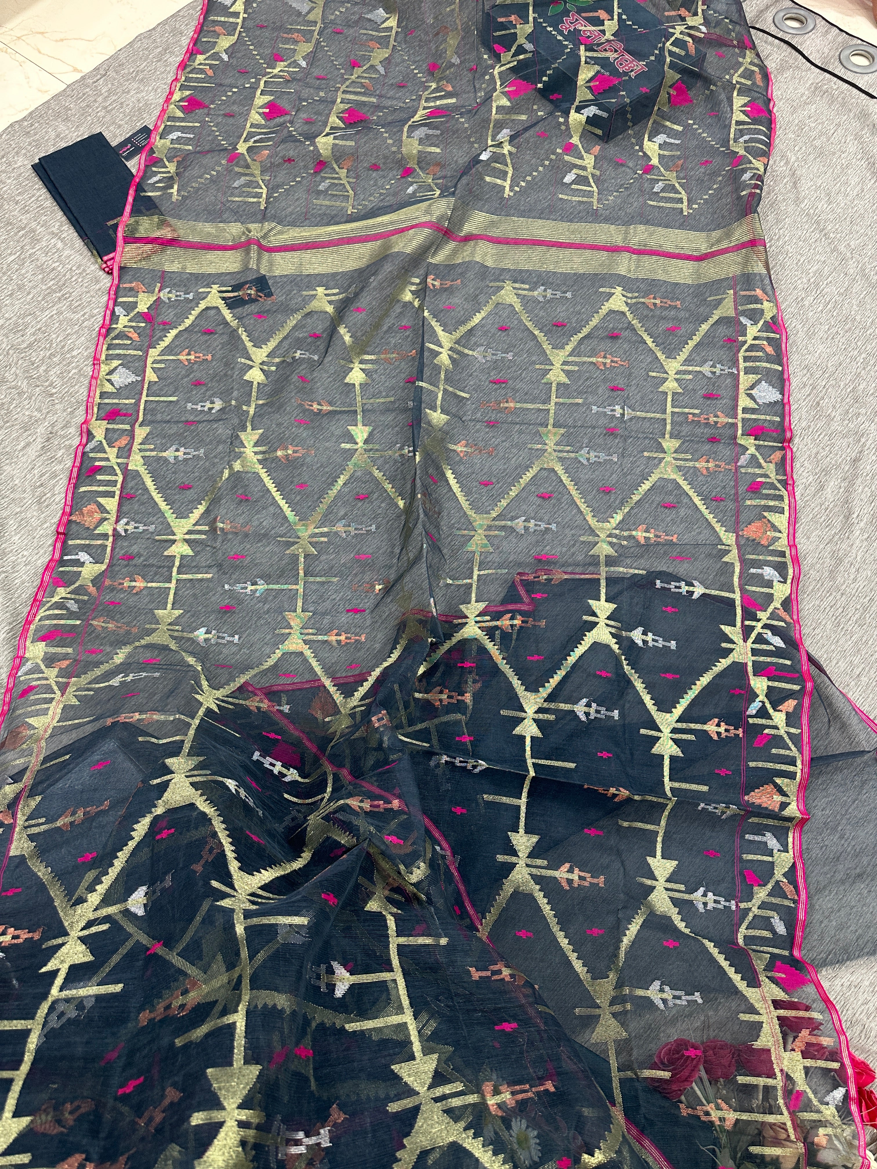 Jamdani saree