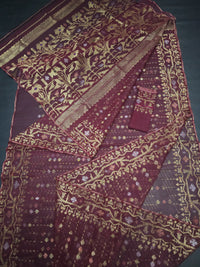 MAROON EXCLUSIVE