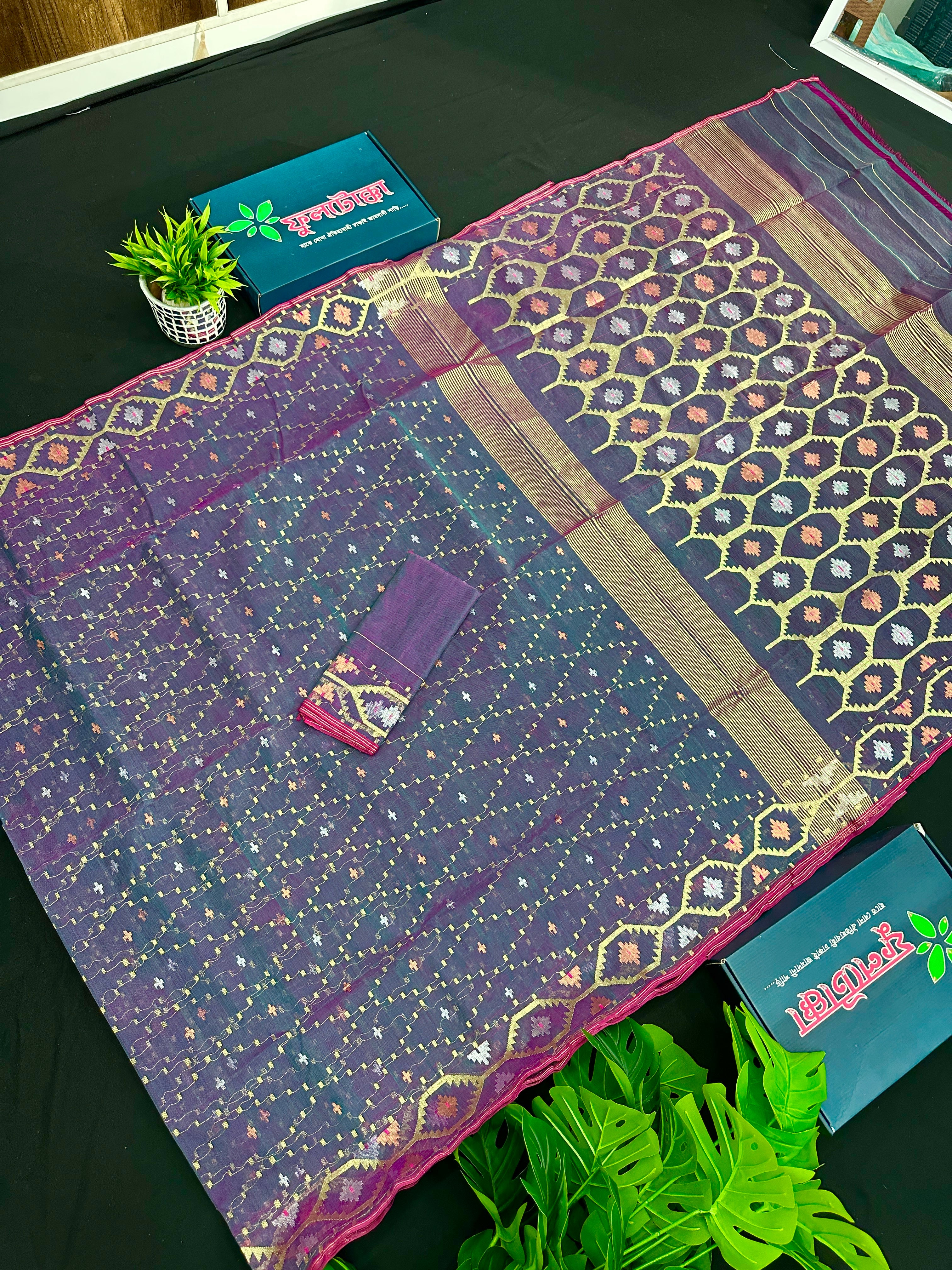 Purplish blue dual toned halfsilk jamdani saree with golden silver & copper jori work